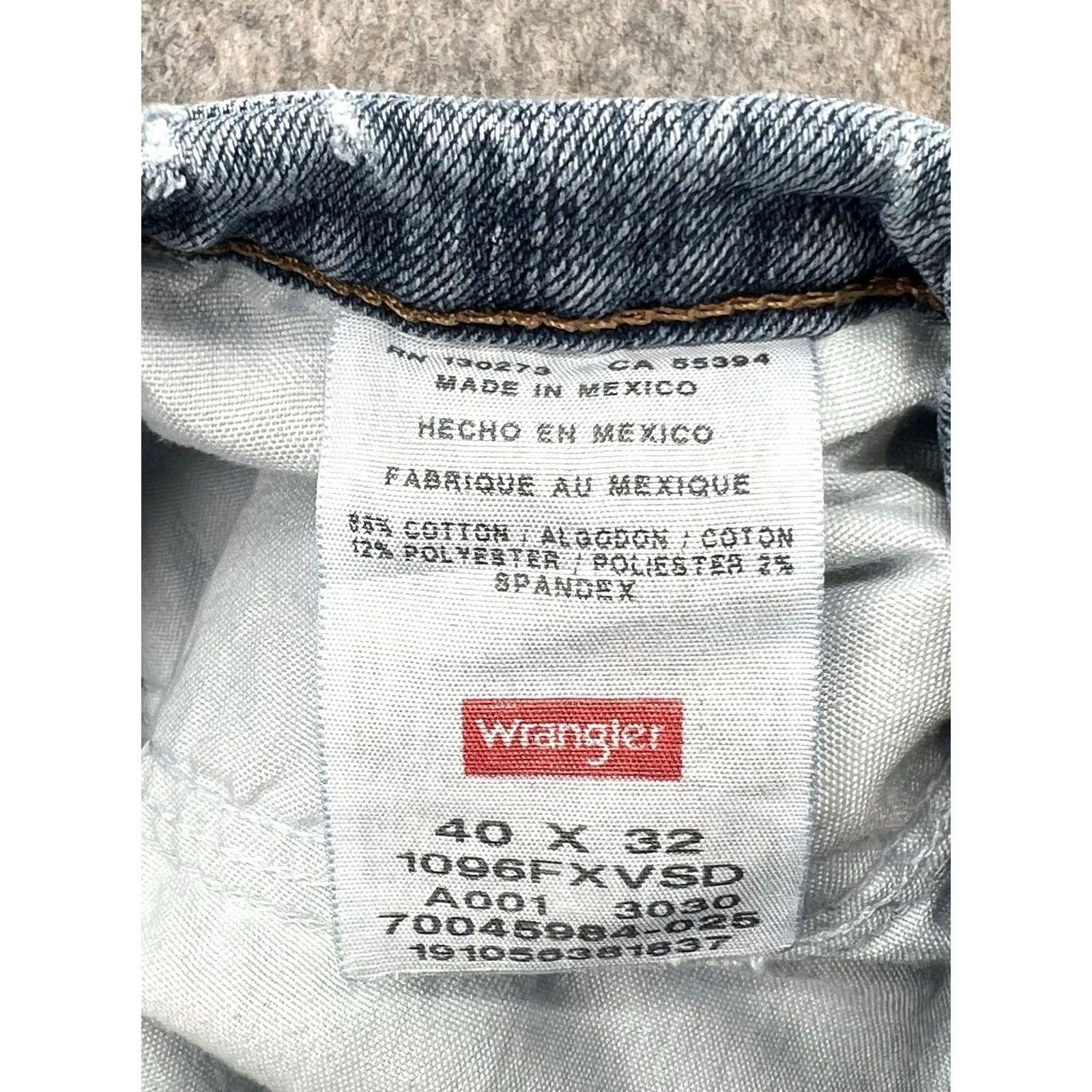 Wrangler Wrangler Jeans Men's Blue Denim Outdoor Workwear Size 40x32 Light Wash Jeans Regular Mens Size US 40 / EU 56 - 7 Thumbnail