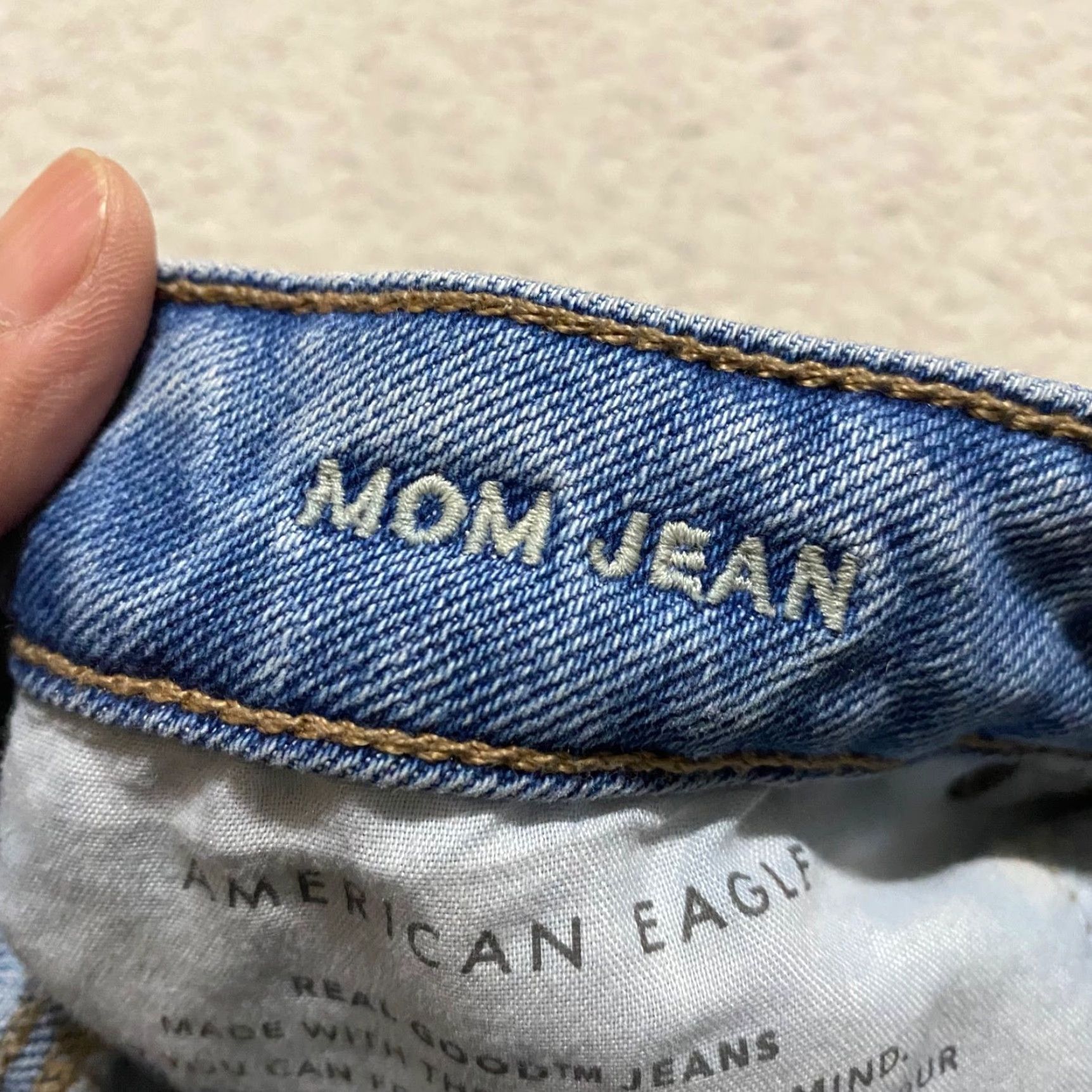 American Eagle Outfitters VINTAGE American Eagle Jeans Womens sz 2P Blue Denim Straight Distressed High Rise Mom Mens Girls Womens Size 42" / US 20 - 4 Thumbnail