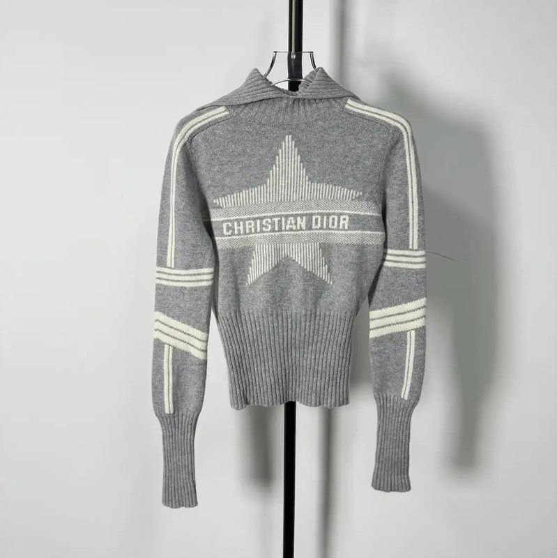 Dior Dior Gray Wool Pullover Sweater for Women 0089 Size S / US 4 / IT 40 - 1 Thumbnail