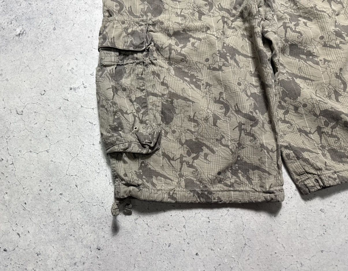Nike Nike Vintage Camo Cargo Shorts Y2K Drill Swoosh Size US 32 / EU 48 - 3 Thumbnail