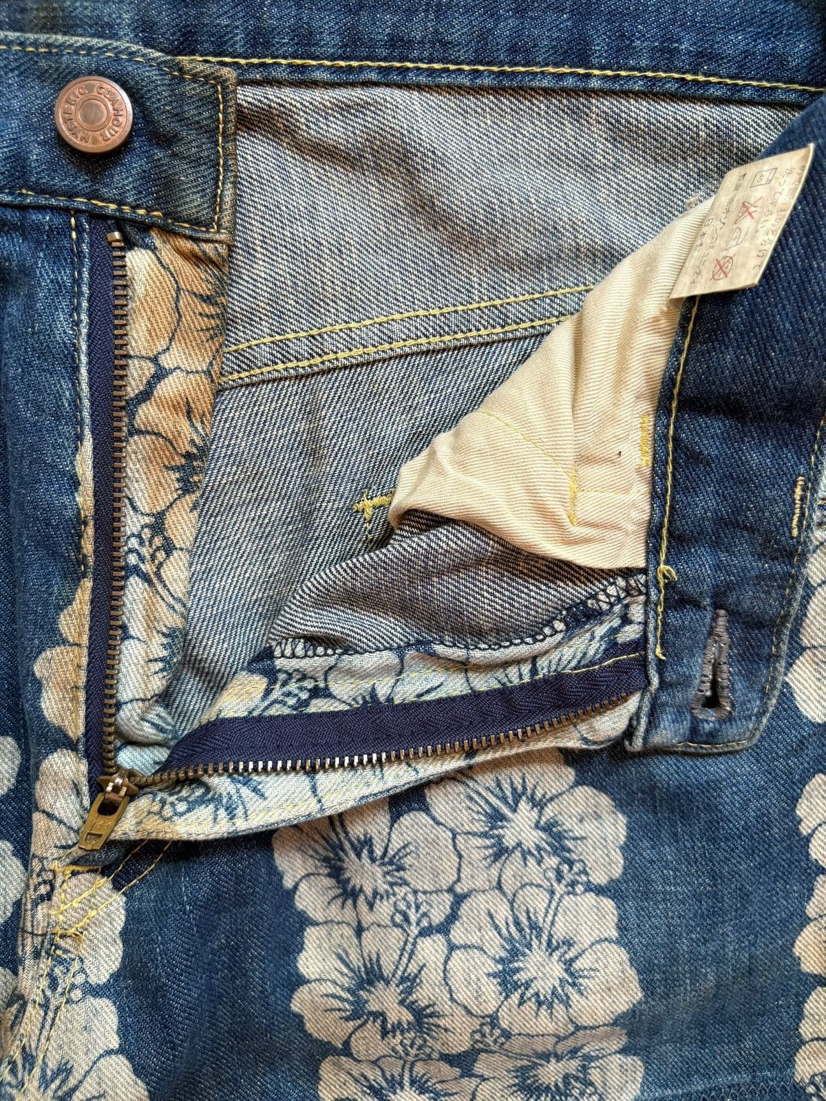 Hysteric Glamour Vintage Hysteric Glamour Mud Wash Flower Style Flare Jeans Size US 28 / EU 44 - 9 Thumbnail