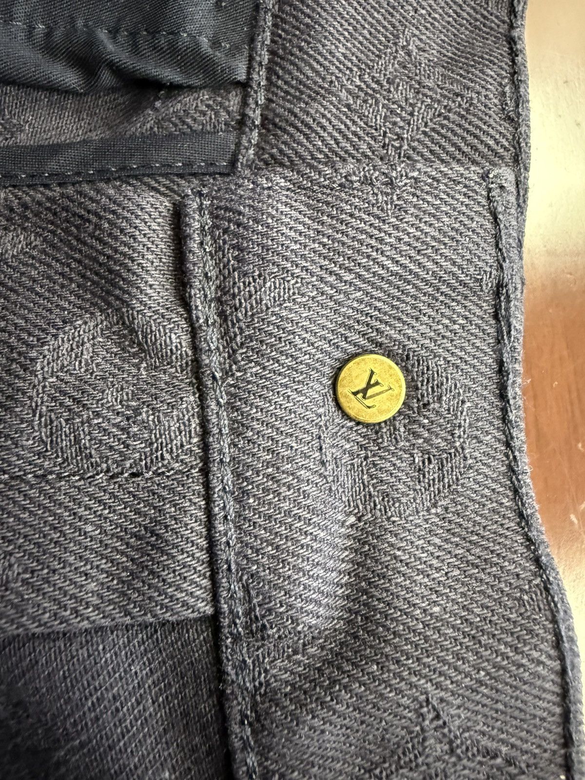 Louis Vuitton Louis Vuitton watercolor navy monogram denim jeans 33 Size US 33 - 8 Thumbnail