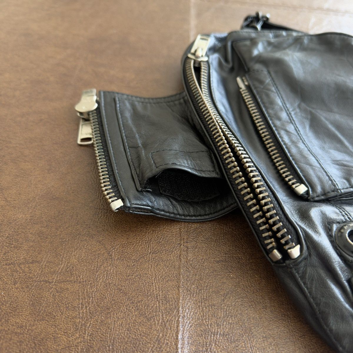 Yasuyuki Ishii Cow Leather Sling Shoulder Utility Bag Size ONE SIZE - 5 Thumbnail