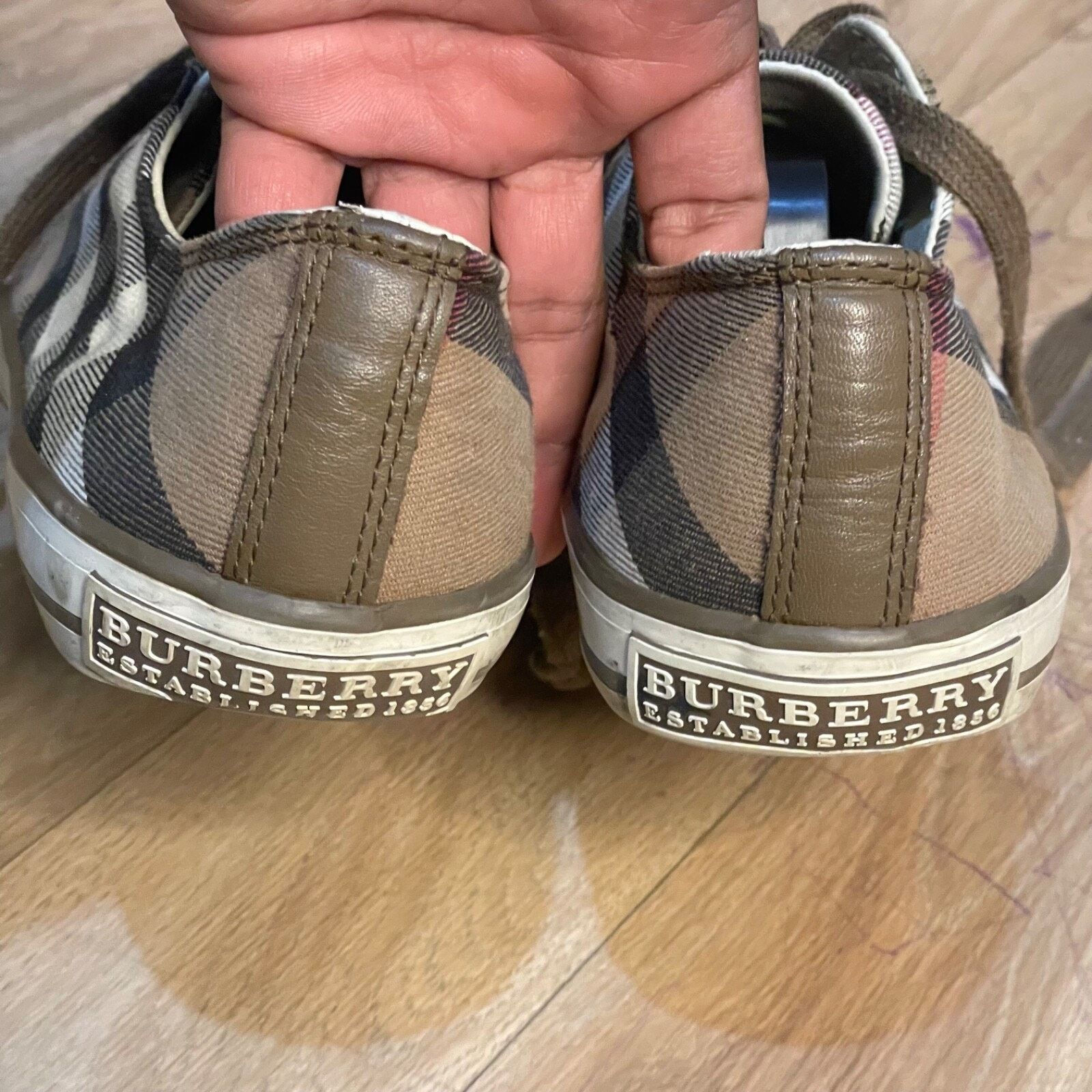 Burberry BURBERRY SHOES SNEAKERS MEN'S Nova check lace up Canvas Size US 11 / EU 44 - 5 Thumbnail
