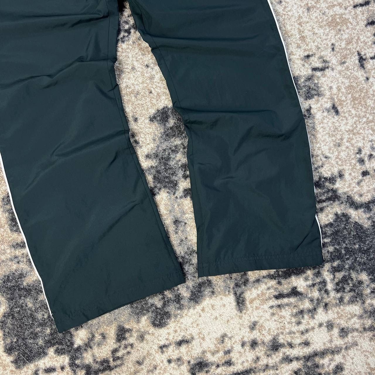 Nike Nike Swoosh Vintage Y2K Baggy Parachute Track Pants Size 30" / US 8 / IT 44 - 4 Thumbnail