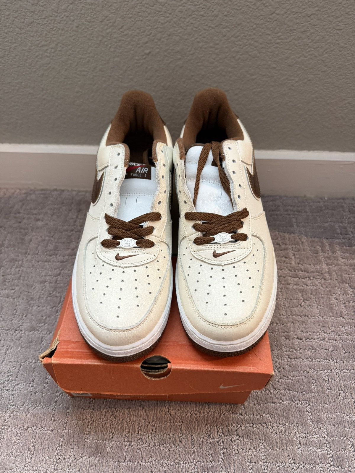 Nike 2003 Nike AF1 Low White Varsity Red Size US 9.5 / EU 42-43 - 2 Thumbnail