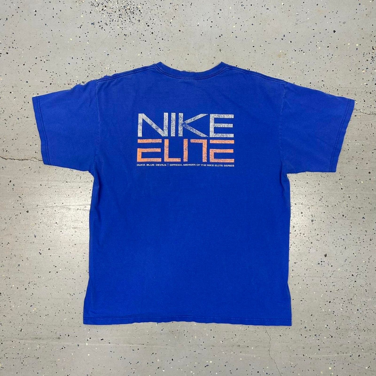 Nike VTG/Y2K Blue Nike Duke Basketball graphic tee Size US XL / EU 56 / 4 - 8 Thumbnail