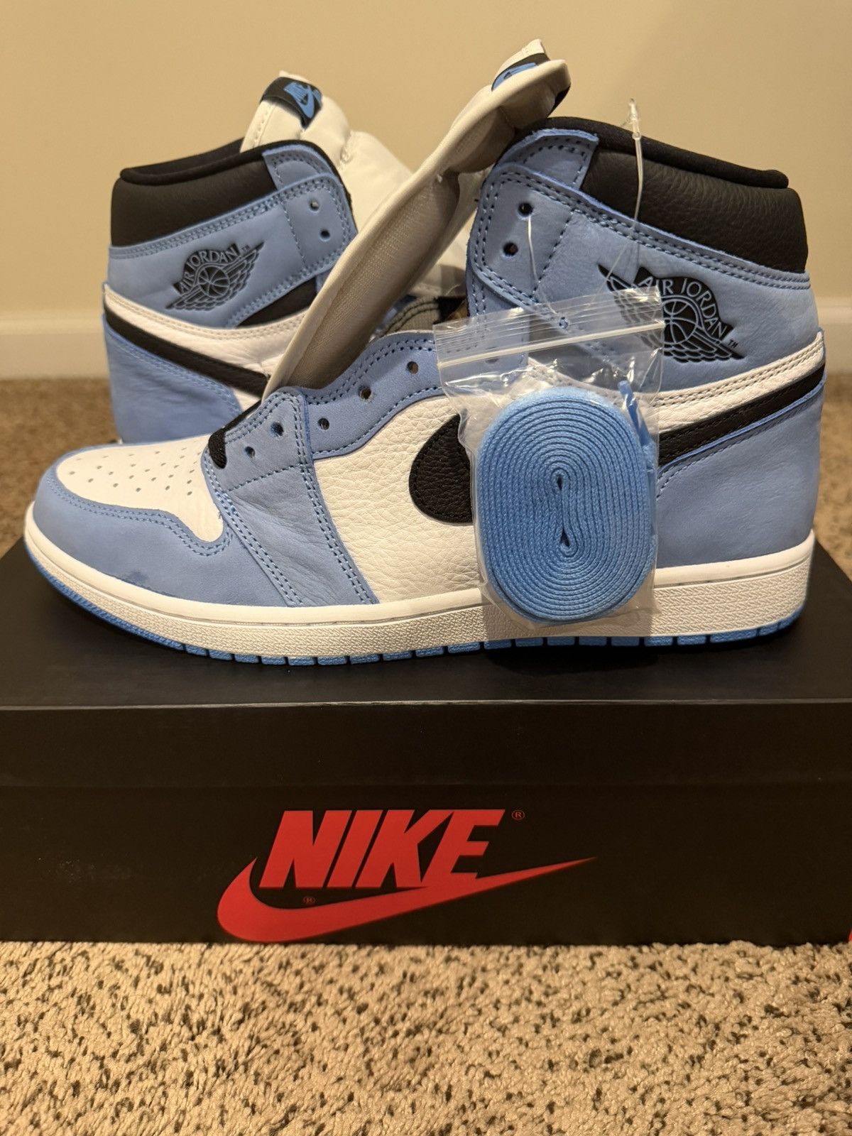Jordan Brand Jordan 1 University Blue Size US 11 / EU 44 - 2 Thumbnail
