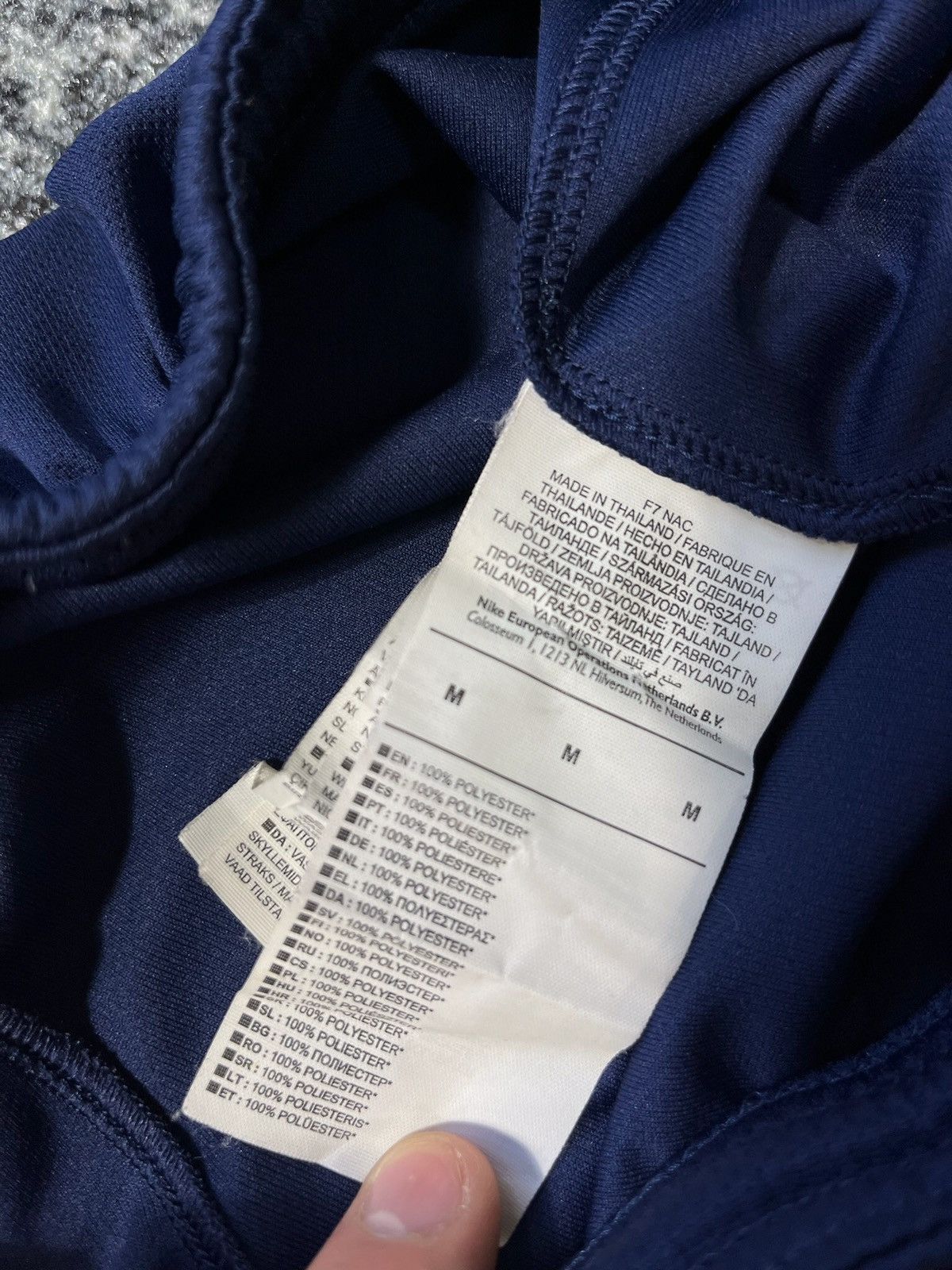 Nike Vintage Nike Tottenham Shorts Soccer Jersey Y2K STYLE 90s Size US 32 / EU 48 - 6 Thumbnail