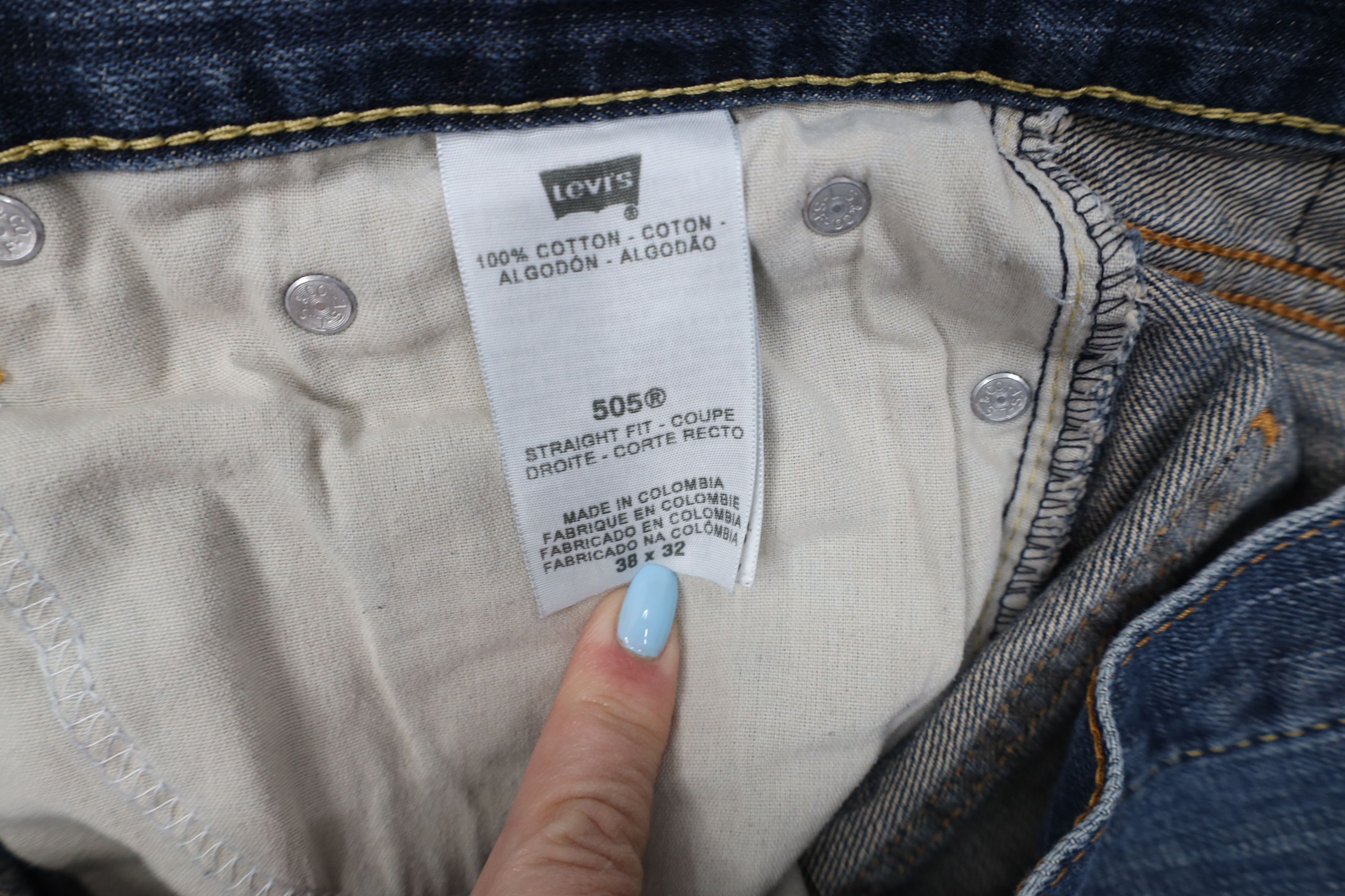 Levi's Vintage Y2K Levis 505 Fit Straight Leg Denim Jeans Blue Size US 38 / EU 54 - 9 Thumbnail