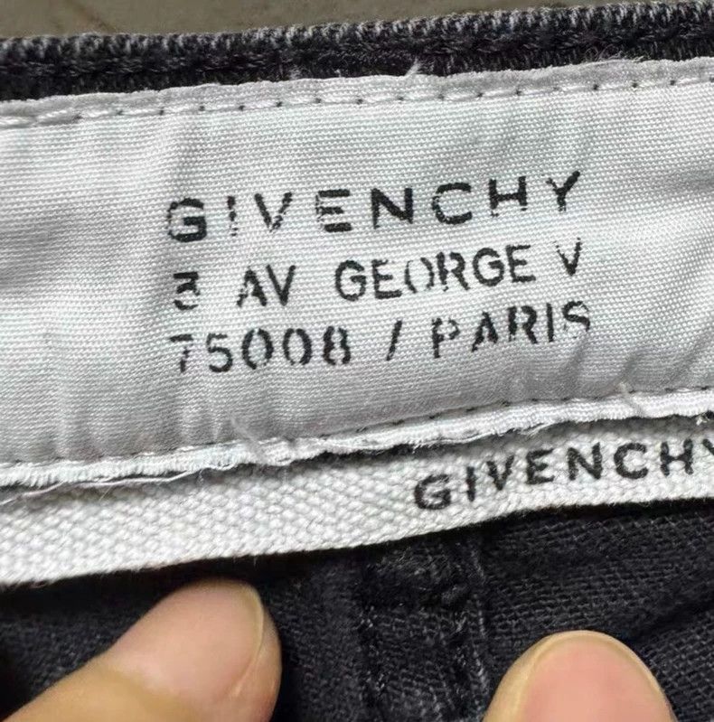 Givenchy Givenchy SiseM Cut-Out Destroyed Denim Pants Size US 30 / EU 46 - 4 Thumbnail