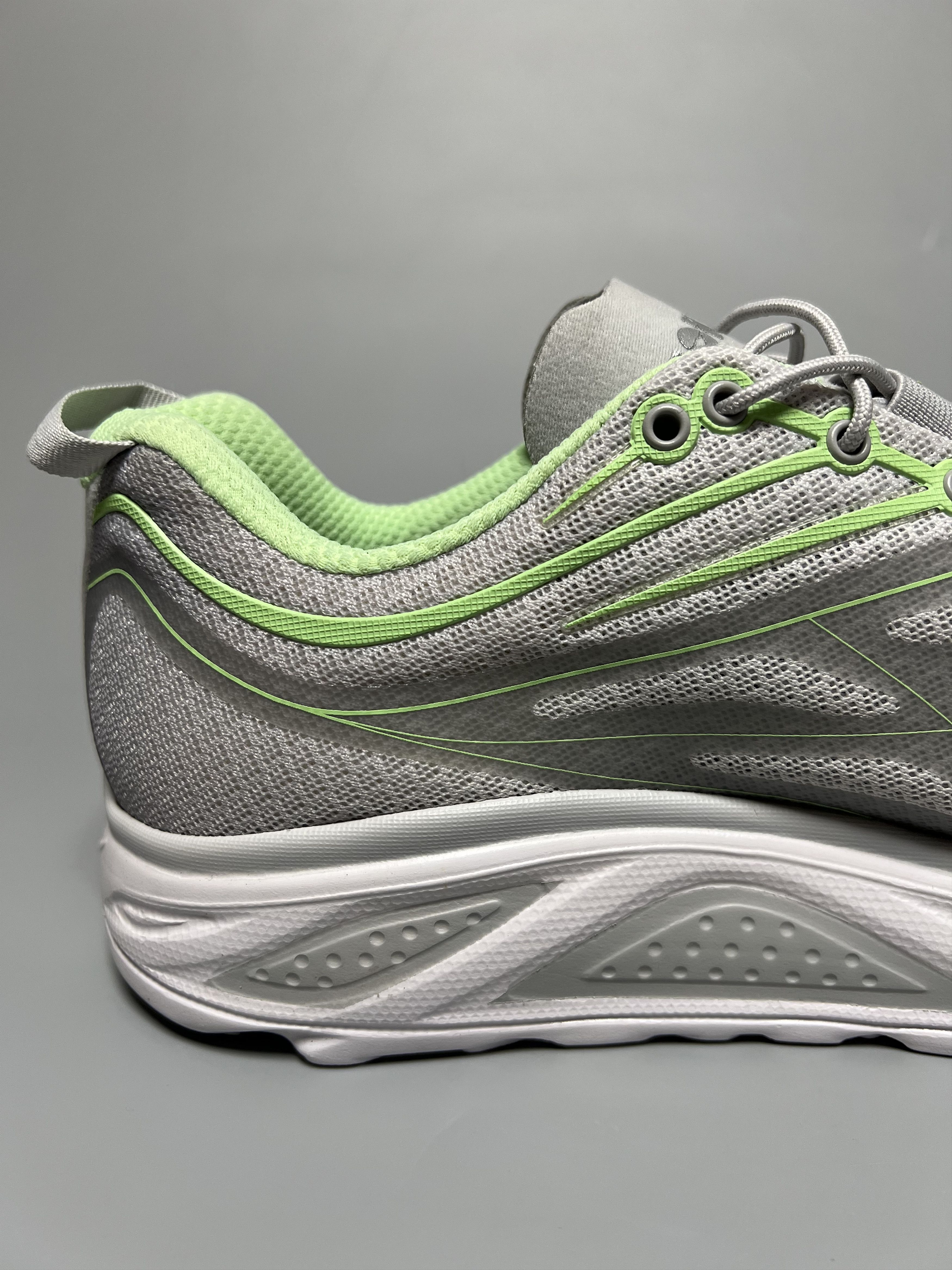 Hoka Hoka Huaka Origins Comfort Walking Shoes Sneakers Travel Size US 10 / EU 43 - 6 Thumbnail