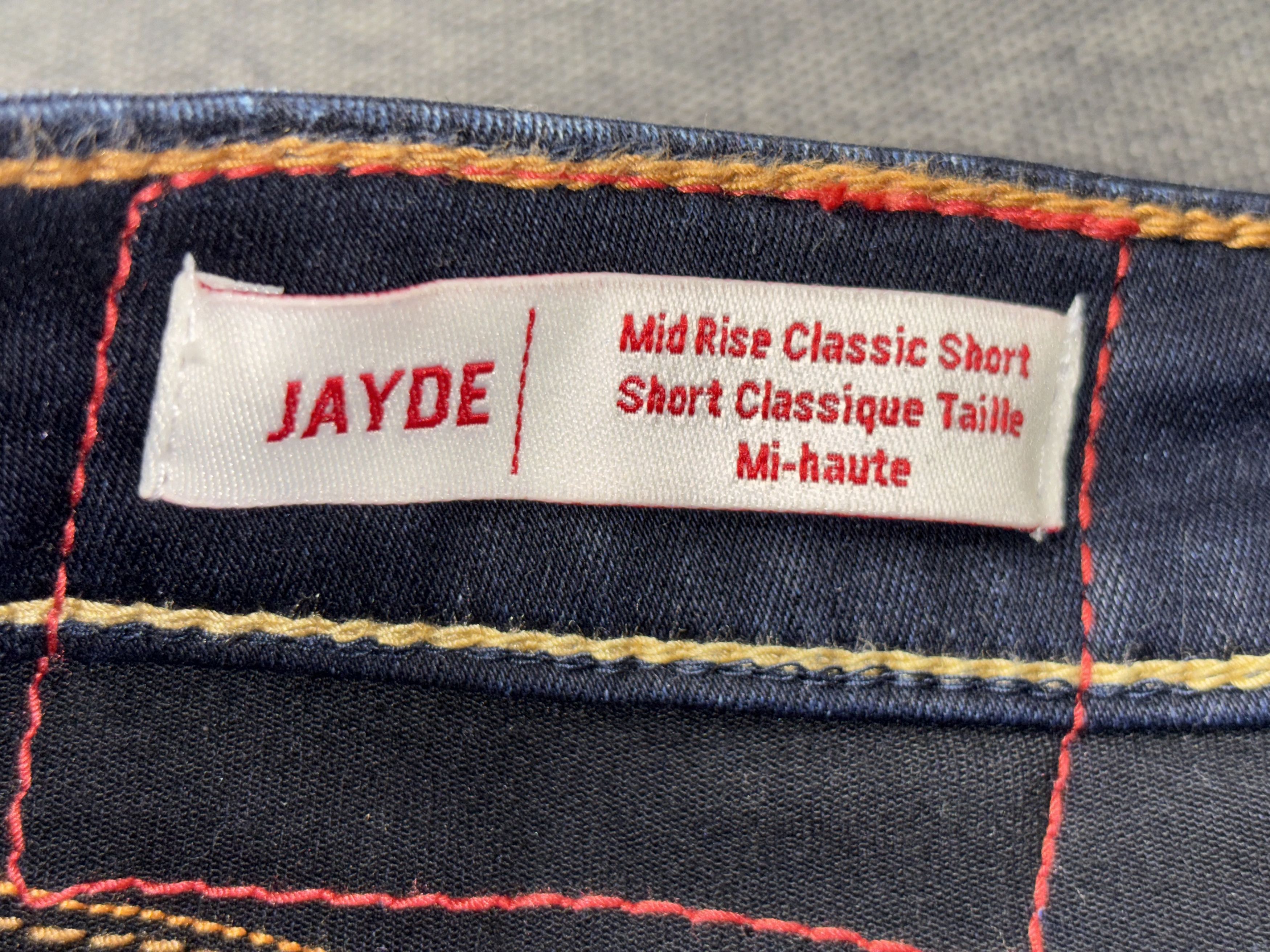 True Religion True Religion Jayde Mid-Rise Women's Shorts Navy (24) Size 24" / US 00 / IT 34 - 13 Thumbnail