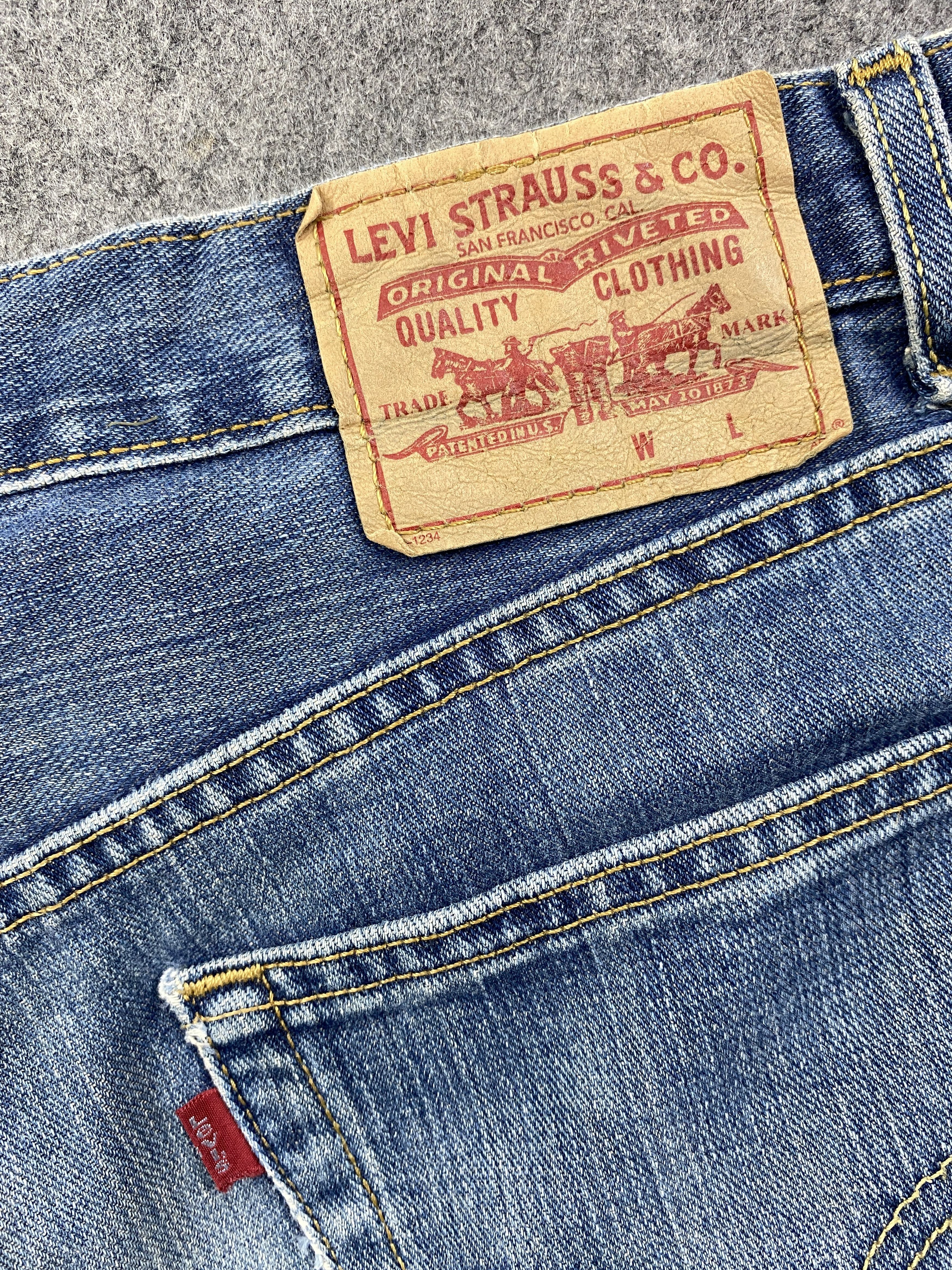 Levi's Distressed Blue Vintage Levi's 505 33x30 Denim -JN1700 Size US 33 - 9 Thumbnail