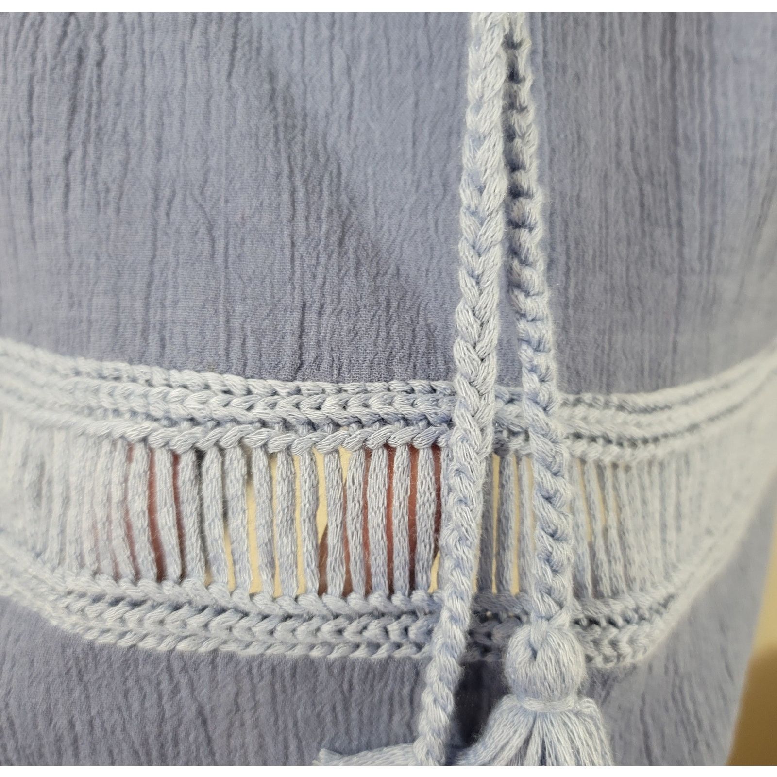 Chicos Chico's Blue Crochet Bodice & Shoulders V Neck Top 1 Medium Size M / US 6-8 / IT 42-44 - 7 Thumbnail