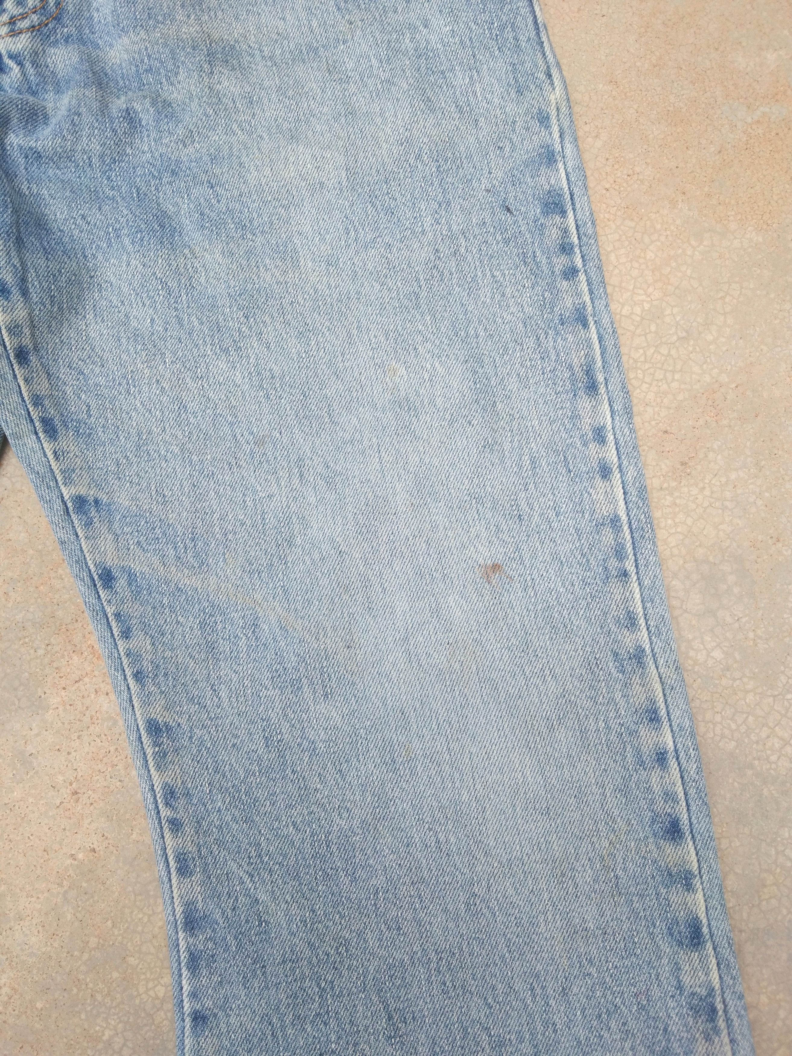 Jean × Levi's × Vintage Vintage Levis 517 Boot Cut Distressed Jeans 33x30 Size US 33 - 5 Thumbnail