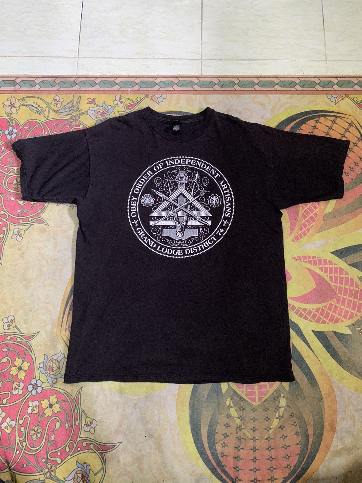 Obey Obey Order Of İndependent Artisans t-Shirt Size US XL / EU 56 / 4 - 4 Thumbnail