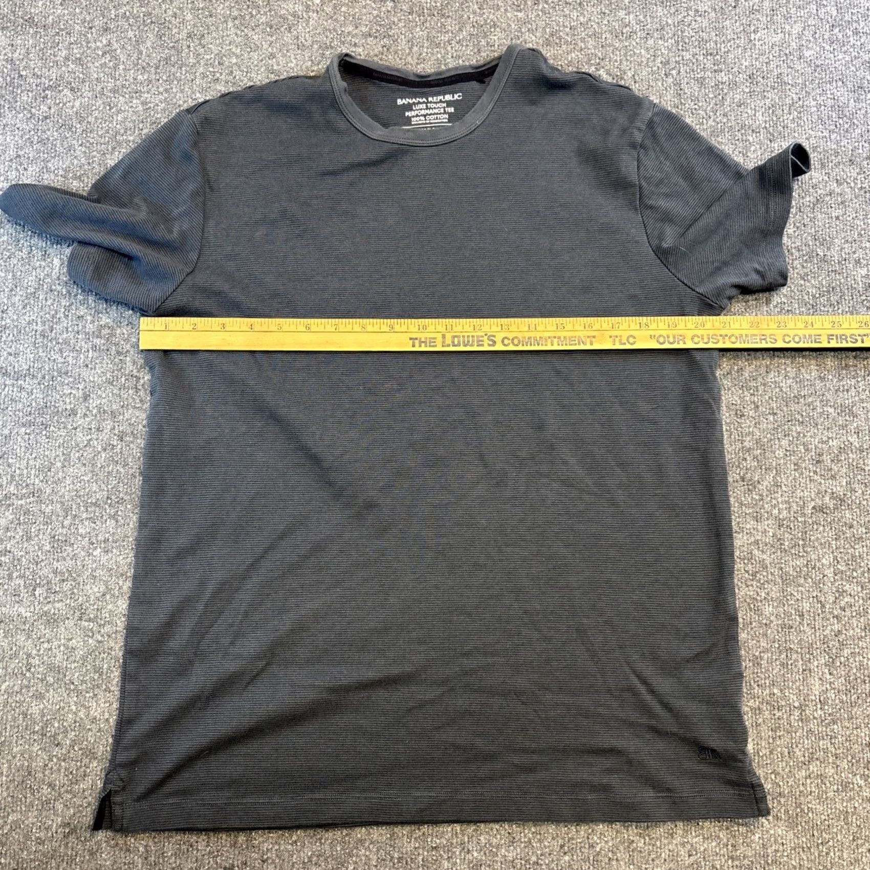 Banana Republic Banana Republic Luxe Touch Performance Tee Men XL Gray Striped Size US XL / EU 56 / 4 - 4 Thumbnail