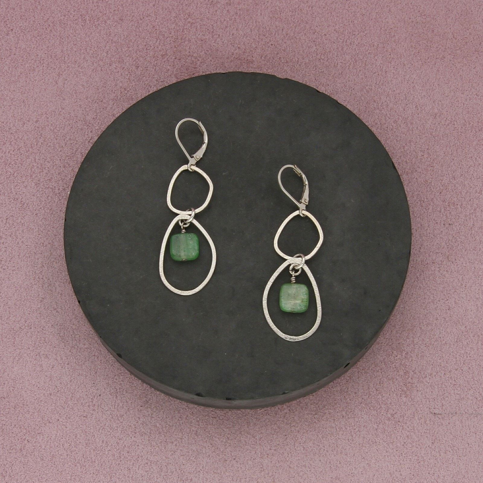 Sterling Silver sterling silver green jade dangle leverback earrings Size ONE SIZE - 1 Thumbnail