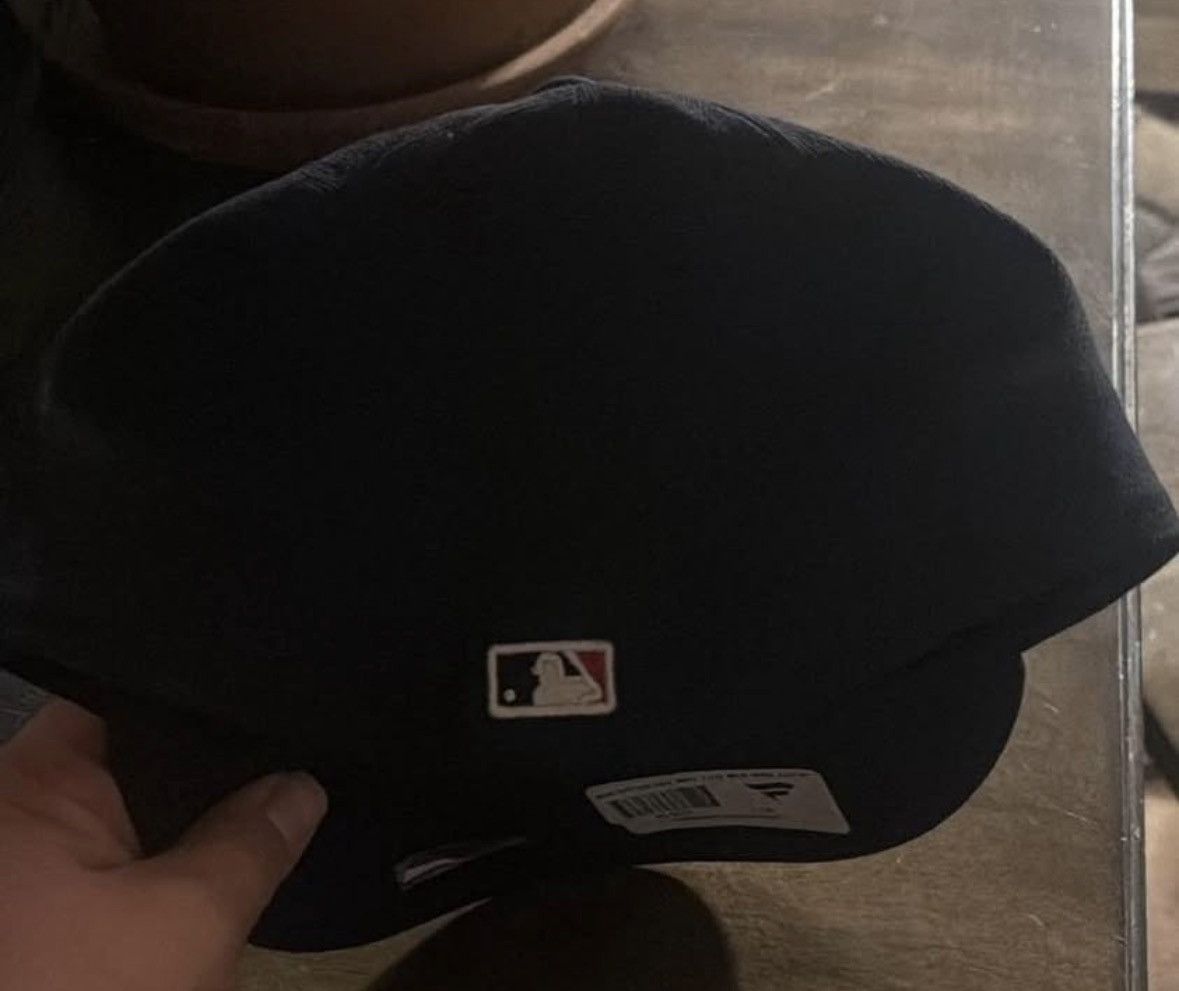 New Era Boston Red Sox Hat Size ONE SIZE - 2 Thumbnail
