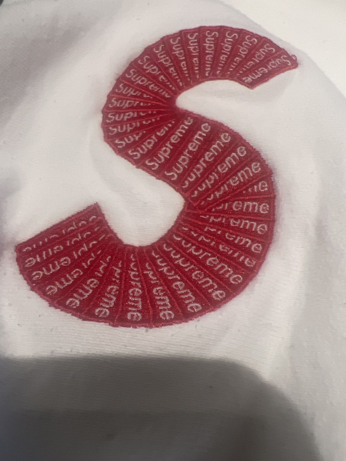 Supreme Supreme S logo Size US L / EU 52-54 / 3 - 4 Thumbnail
