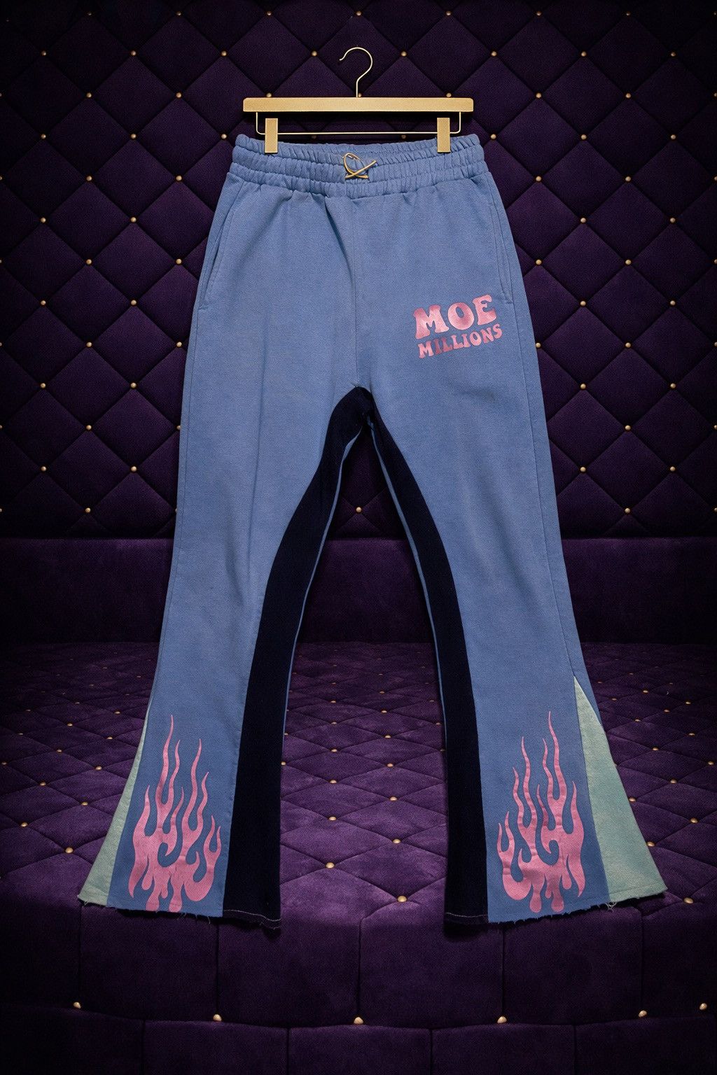Other MOE FLAME PRINT FLARE LEG PANTS Size US 32 / EU 48 - 1 Preview