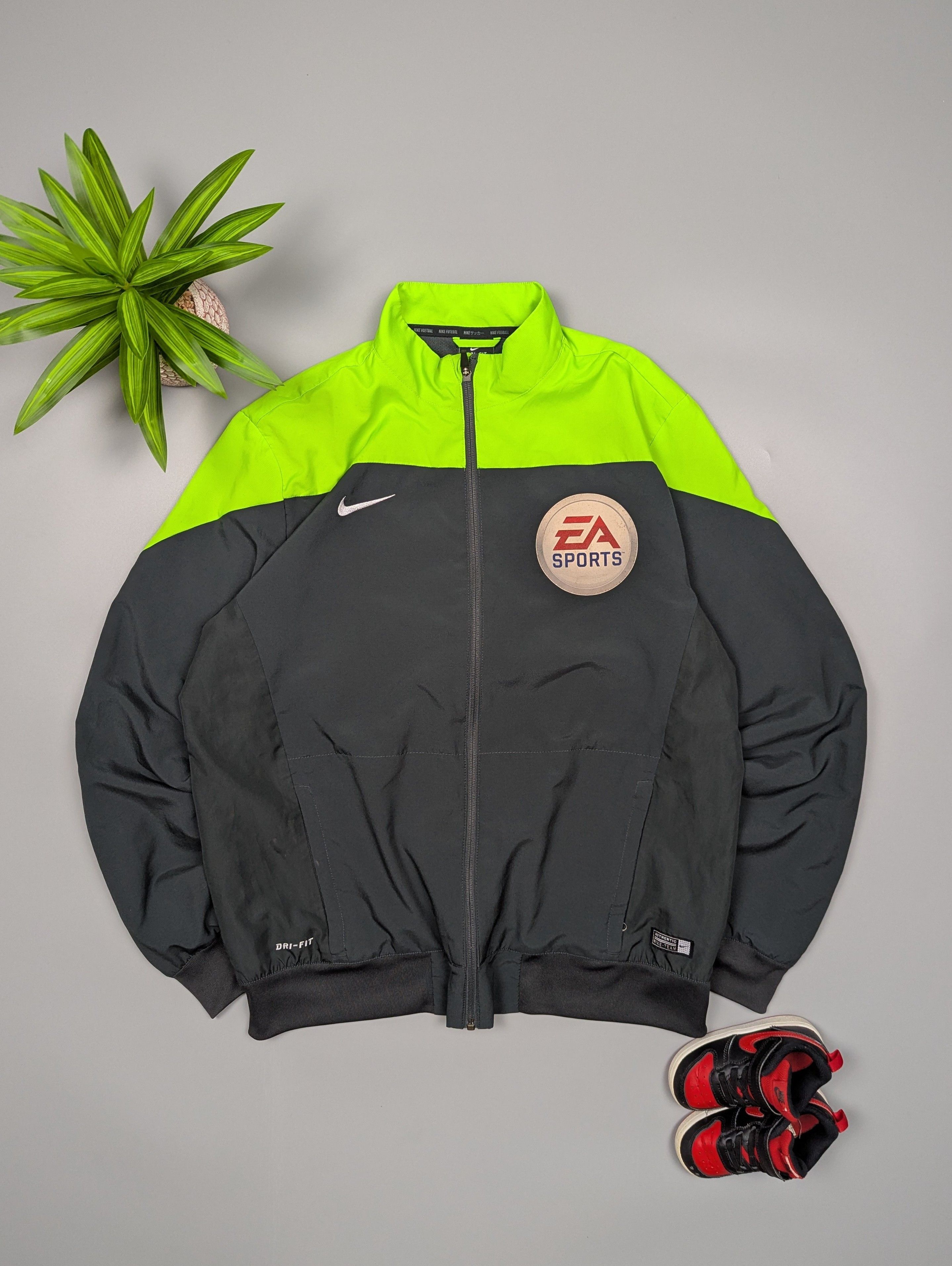 Nike Nike EA Sports Dri-FIT VTG Full Zip Jacket L Size US L / EU 52-54 / 3 - 1 Thumbnail