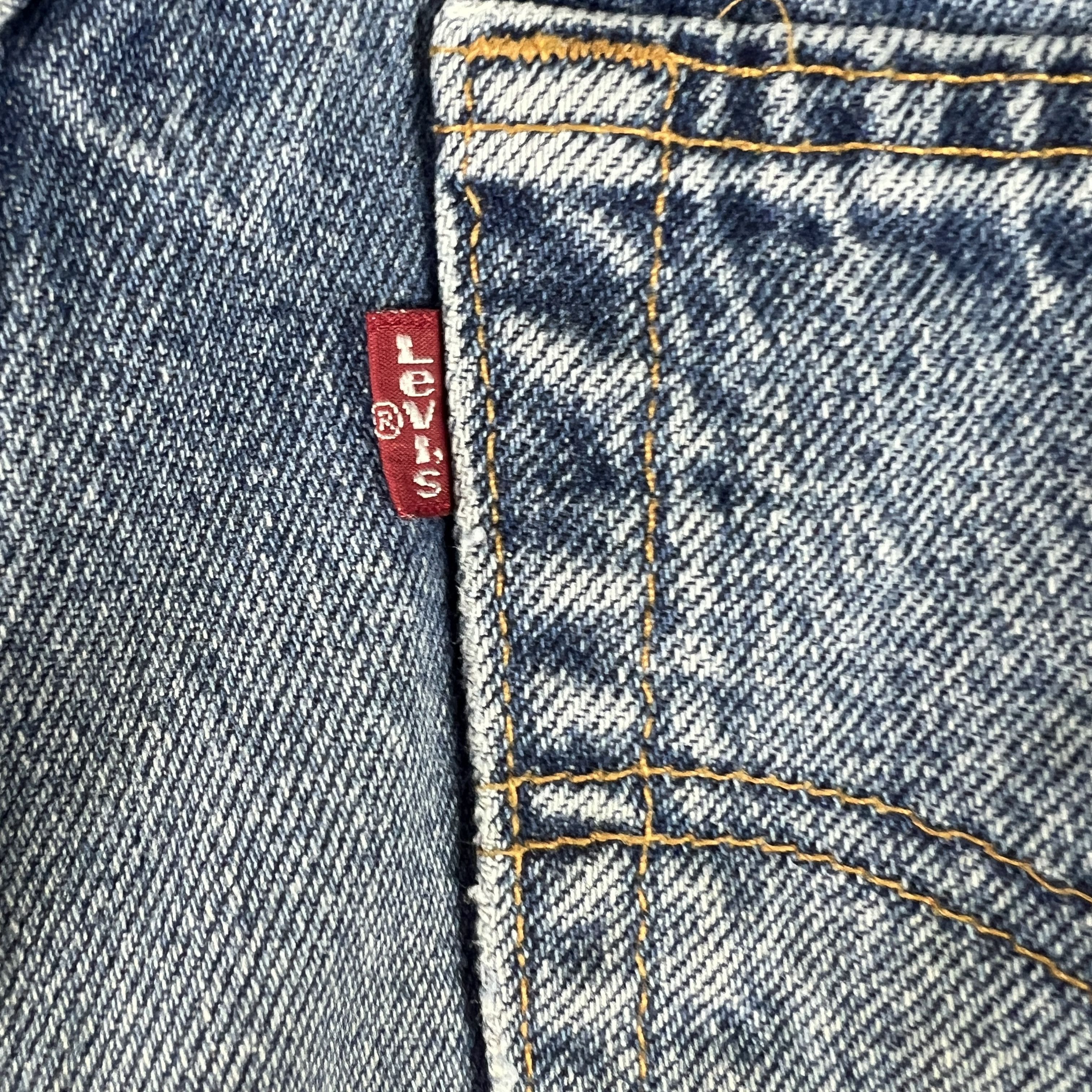Levi's × Vintage Y2K Levi's Jean Shorts Whiskers Cut Off Cotton Denim Jorts Size US 32 / EU 48 - 9 Thumbnail
