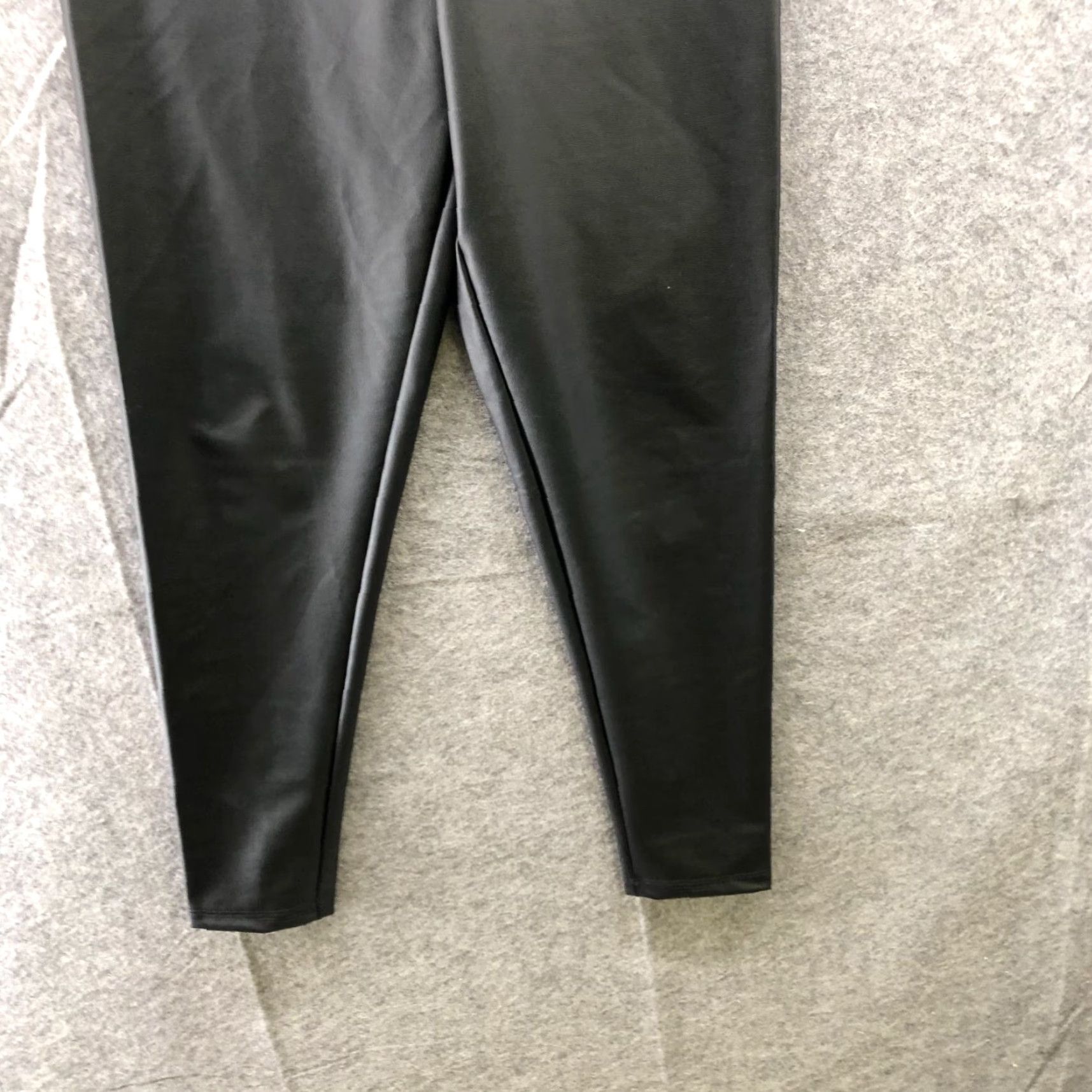 Victoria's Secret Victoria's Secret High Waisted Faux Leather Leggings Womens S Black Pull On Size 28" / US 6 / IT 42 - 4 Thumbnail