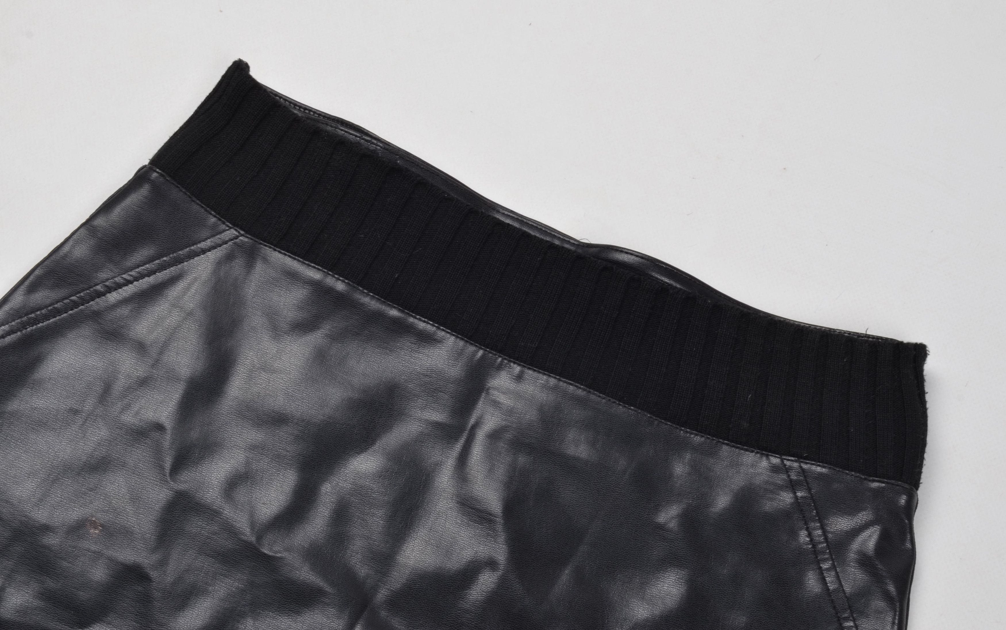 Morgan De Toi Morgan De Toi Vintage Y2K Black Faux Leather Mini Skirt Size 29" - 2 Thumbnail