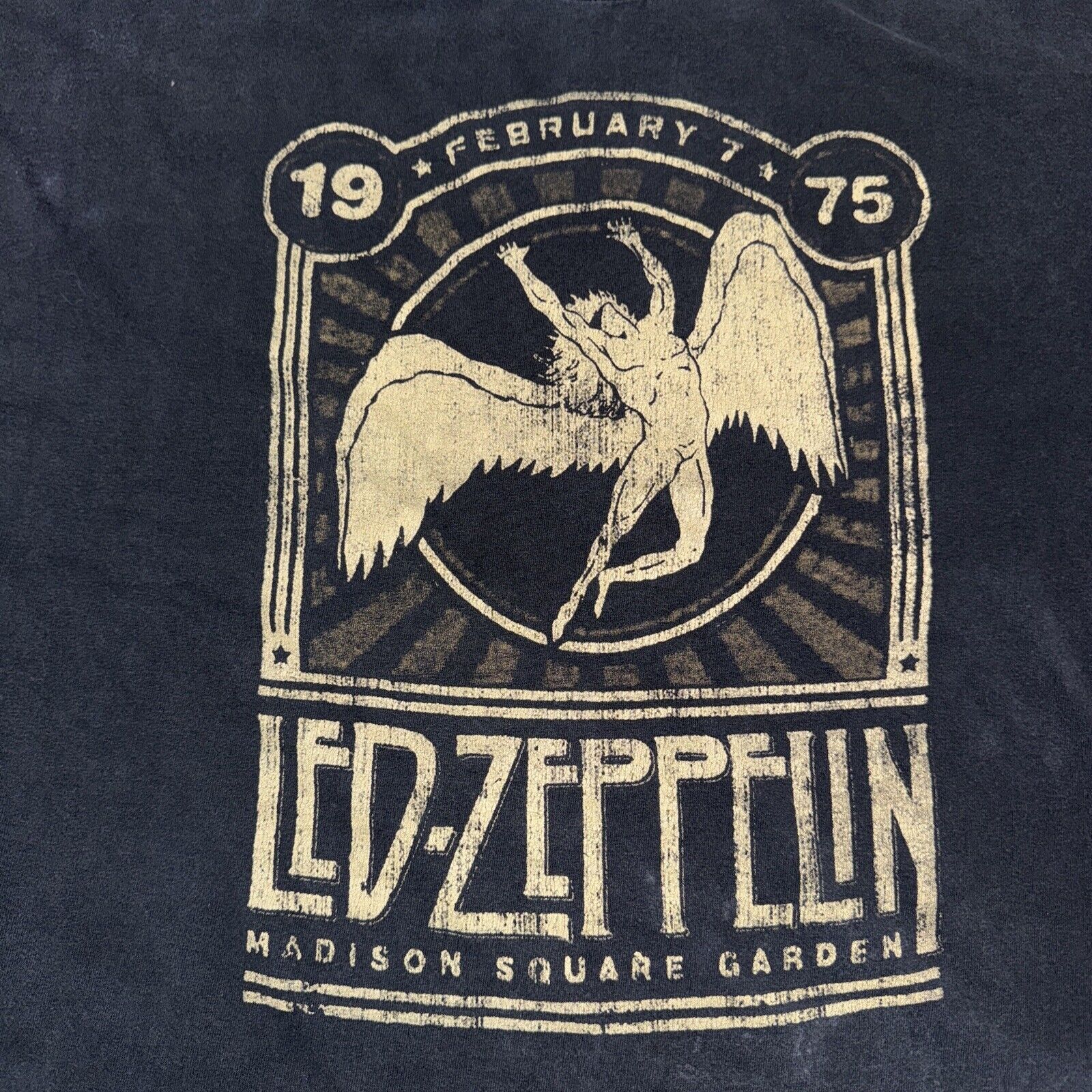 Band Tees × Japanese Brand × Vintage Vintage Y2K LED-Zeppelin T-Shirt Black 22.5x27 XL Madison Sq Size US XL / EU 56 / 4 - 2 Thumbnail