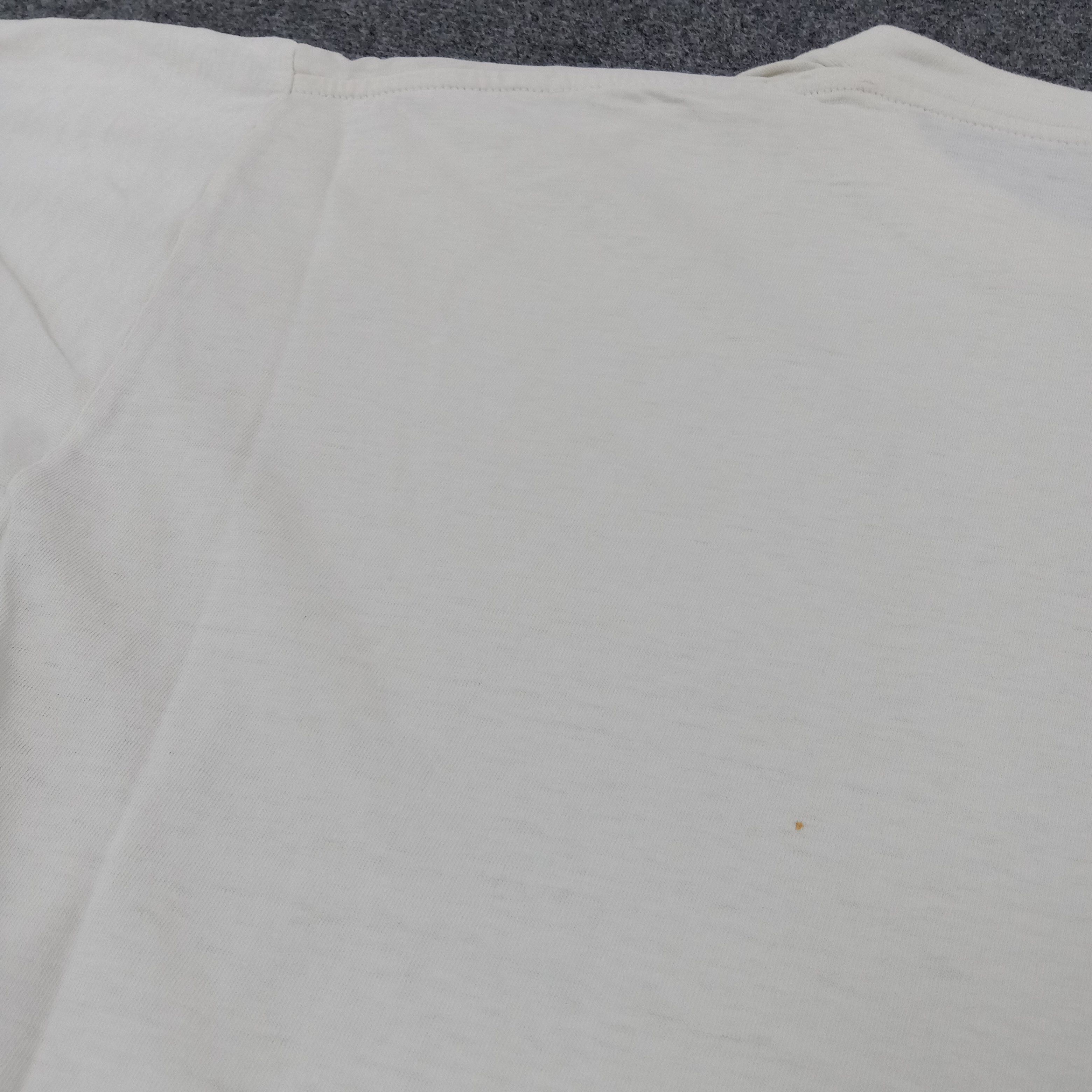 Vintage RAUL Real Madrid Soccer Player Tshirt C267N77 Size US L / EU 52-54 / 3 - 8 Thumbnail