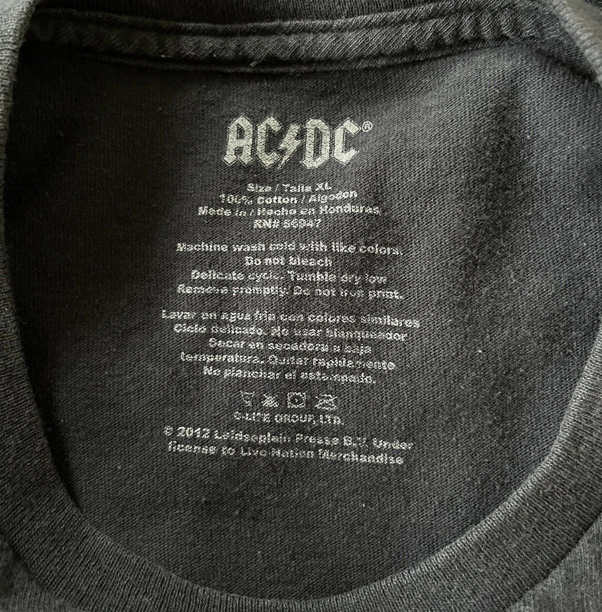 Band Tees © 2012 AC/DC ”LIVE AT RIVER PLATE” FADED T-SHIRT Size US XL / EU 56 / 4 - 9 Thumbnail