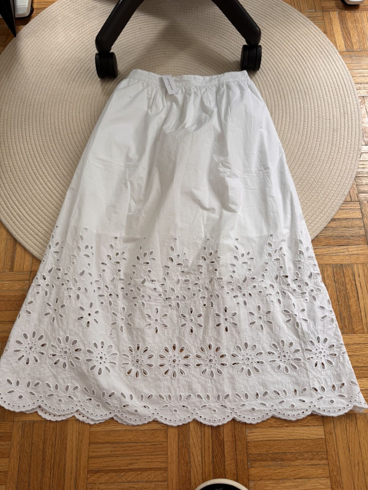Banana Republic Banana Republic EYELET MIDI SKIRT size XS BNWT Size 26" / US 2 / IT 38 - 4 Thumbnail
