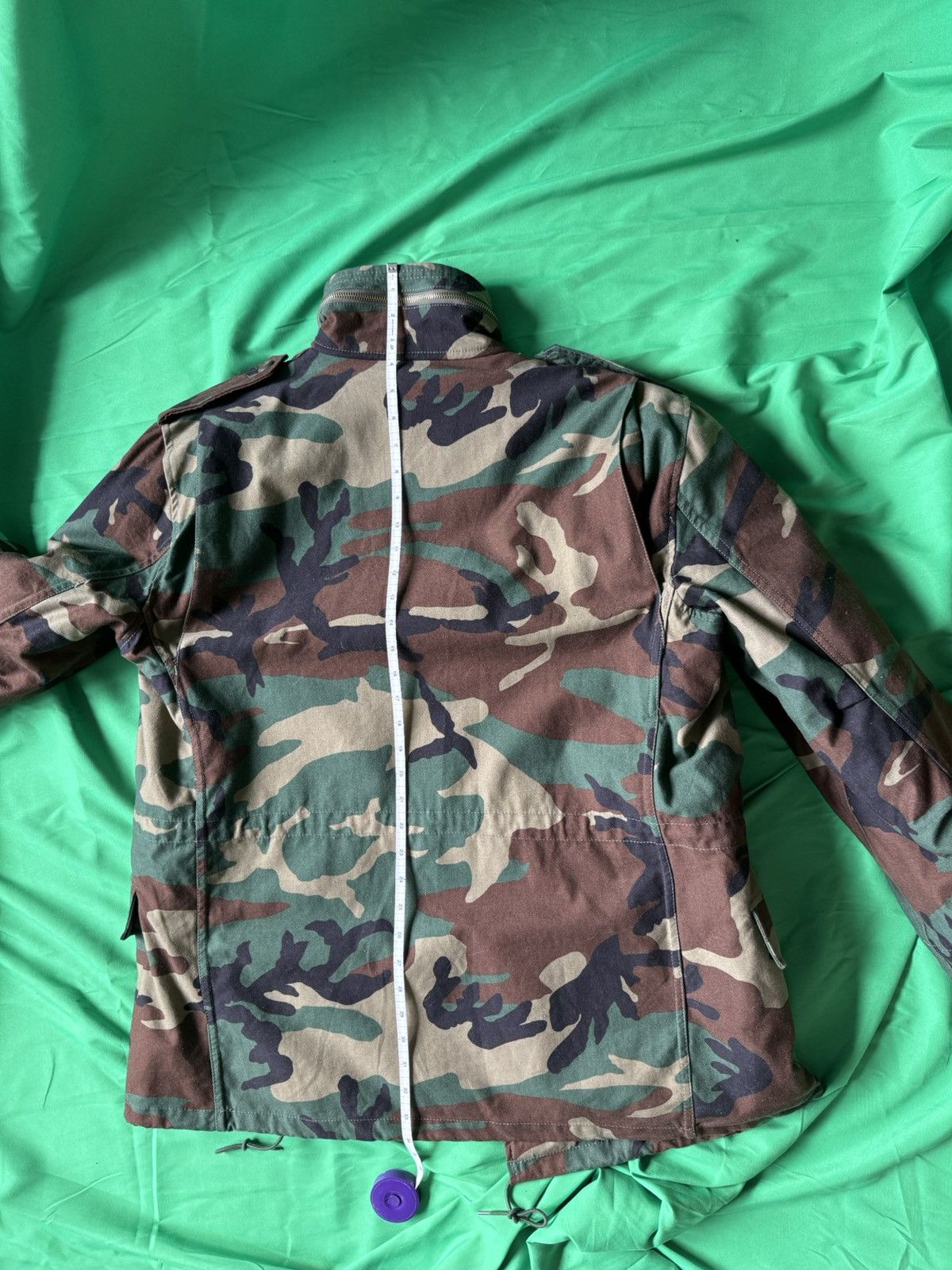 Vintage Heavy Army Field Jacket woodland camo Size US M / EU 48-50 / 2 - 7 Thumbnail