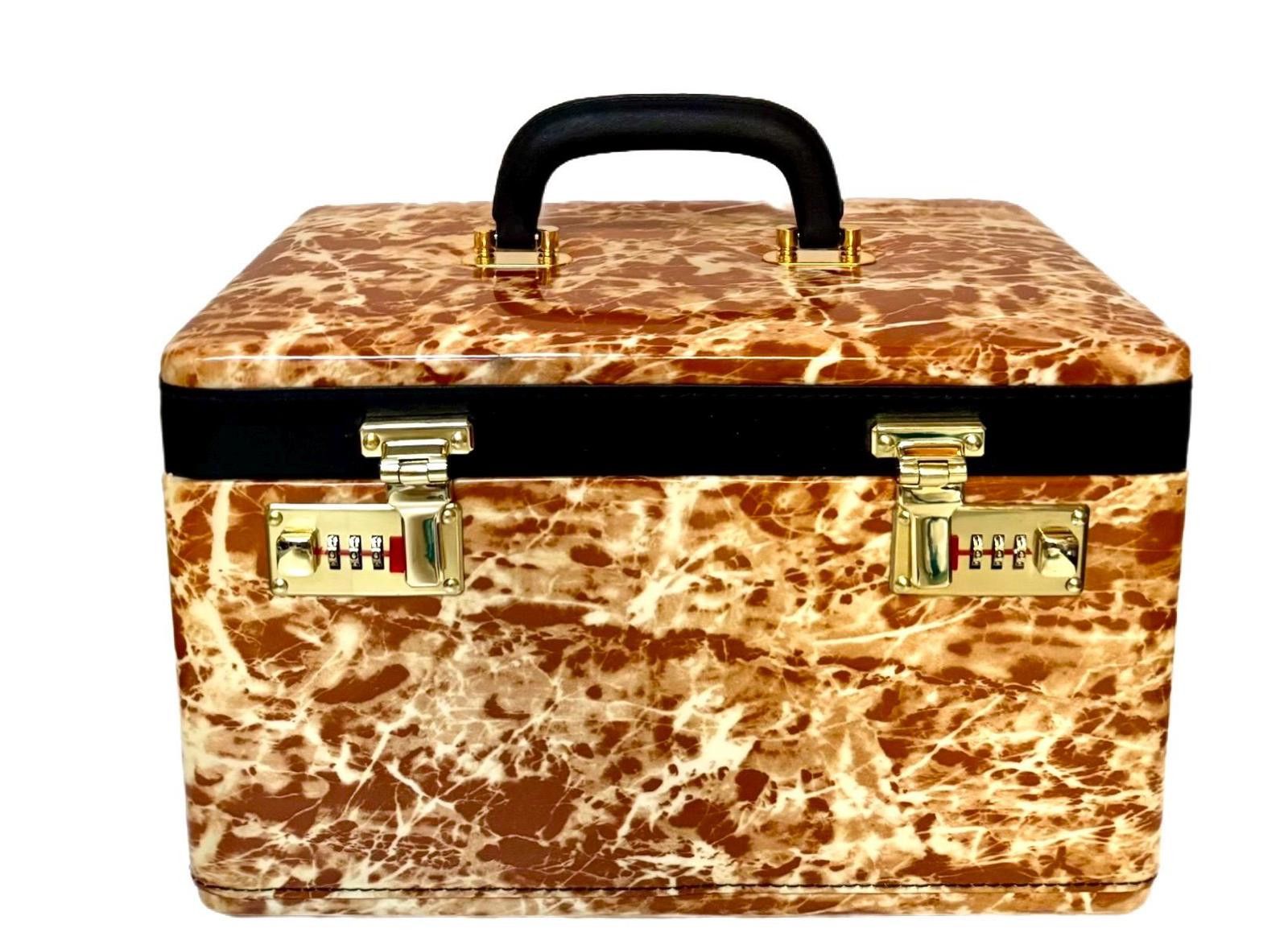 Other Jewelry Briefcase Box Large: PU Leather Organizer with Lock Size ONE SIZE - 1 Thumbnail