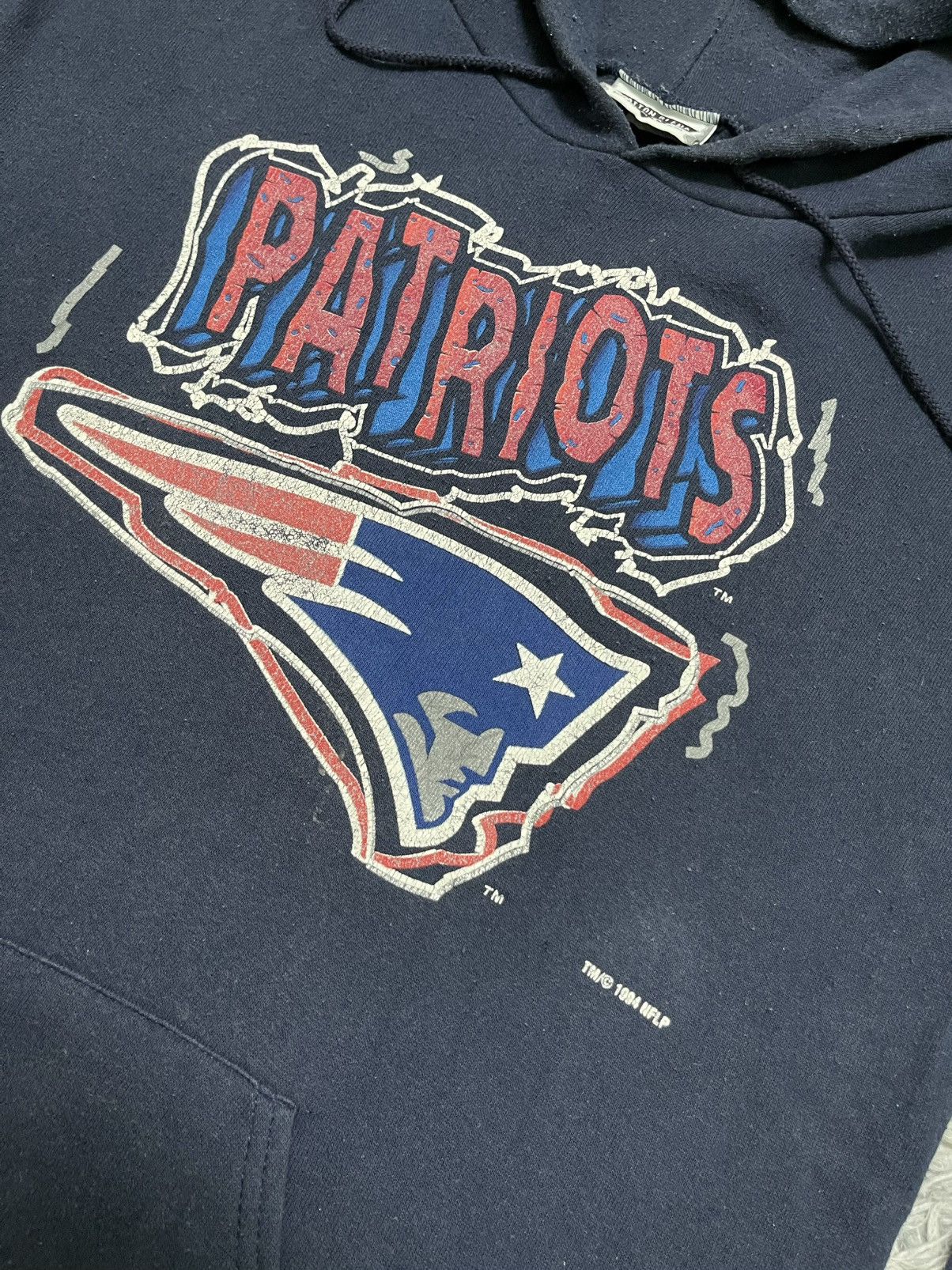 NFL 1994 NEW ENGLAND PATRIOTS HOODIE DISTRESSED Size US L / EU 52-54 / 3 - 6 Thumbnail