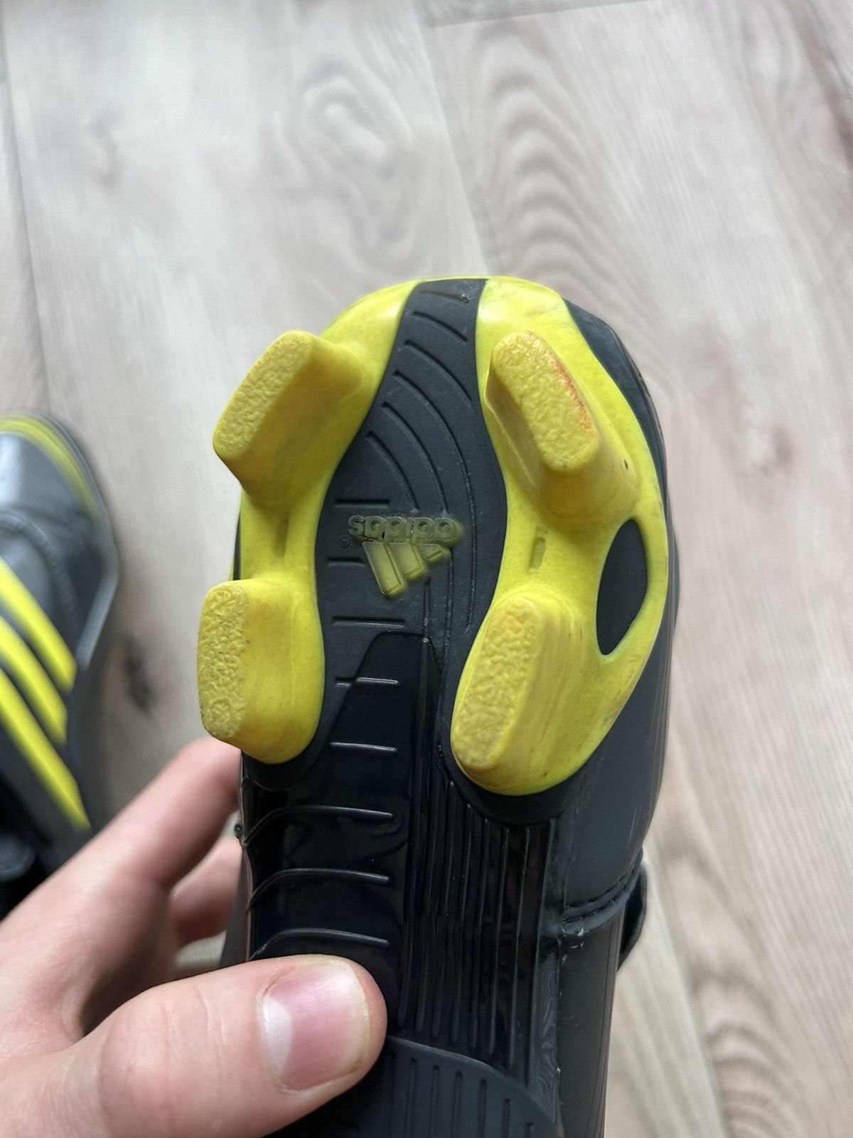 Adidas × Vintage Vintage Adidas F30 TRX Football Boots Size US 11 / EU 44 - 13 Thumbnail
