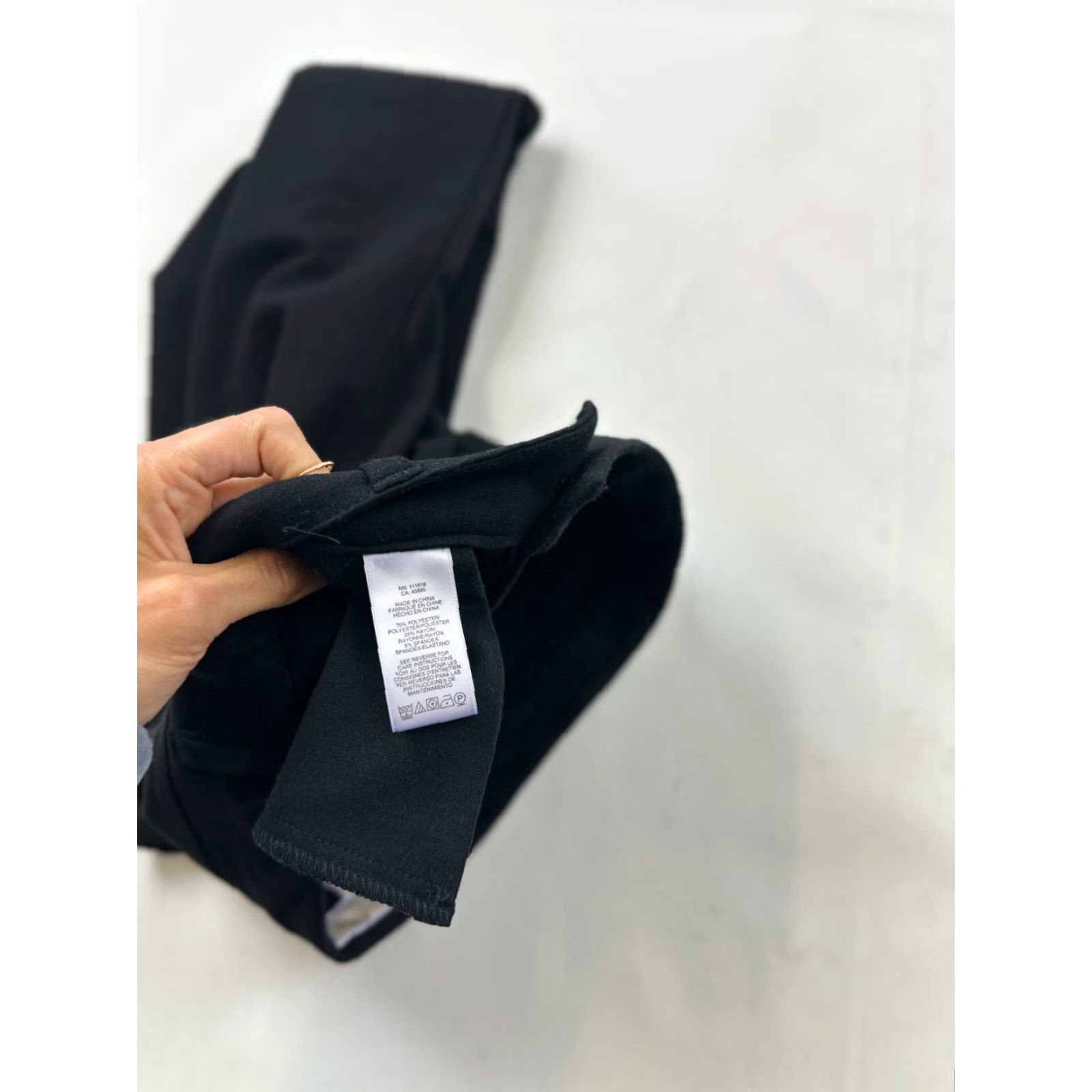 Michael Kors Michael Kors Pants Womens 6 Black Stretch Formal Ankle Skinny Mid Rise Button Pockets Solid Polyester Casual Office Womens Size 28" / US 6 / IT 42 - 5 Thumbnail