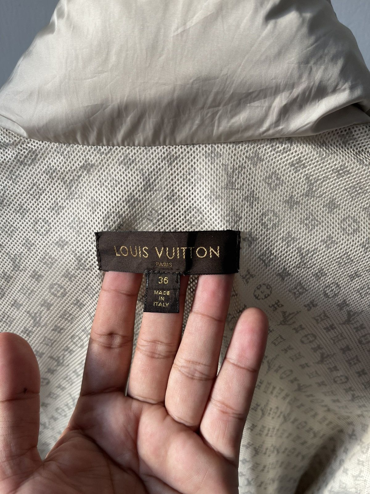 Louis Vuitton Louis Vuitton Monogram Linen Windbreaker Zip Hoodie Size US M / EU 48-50 / 2 - 18 Thumbnail
