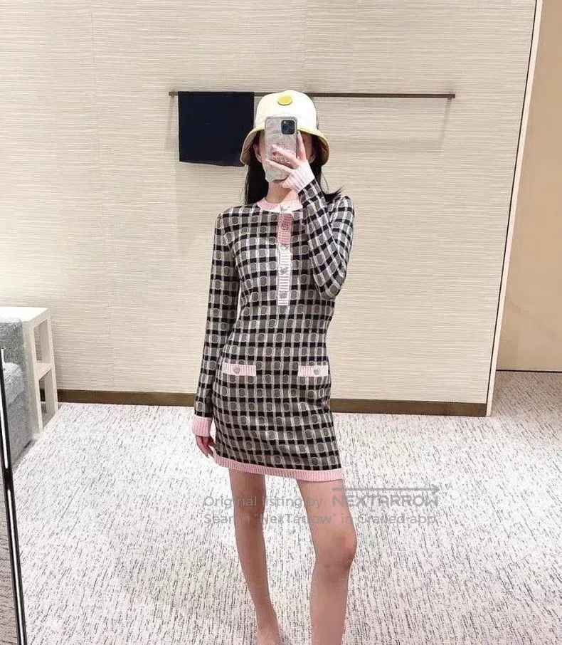 Chanel Chanel 21b knitted v-neck dress Size XS / US 0-2 / IT 36-38 - 5 Thumbnail
