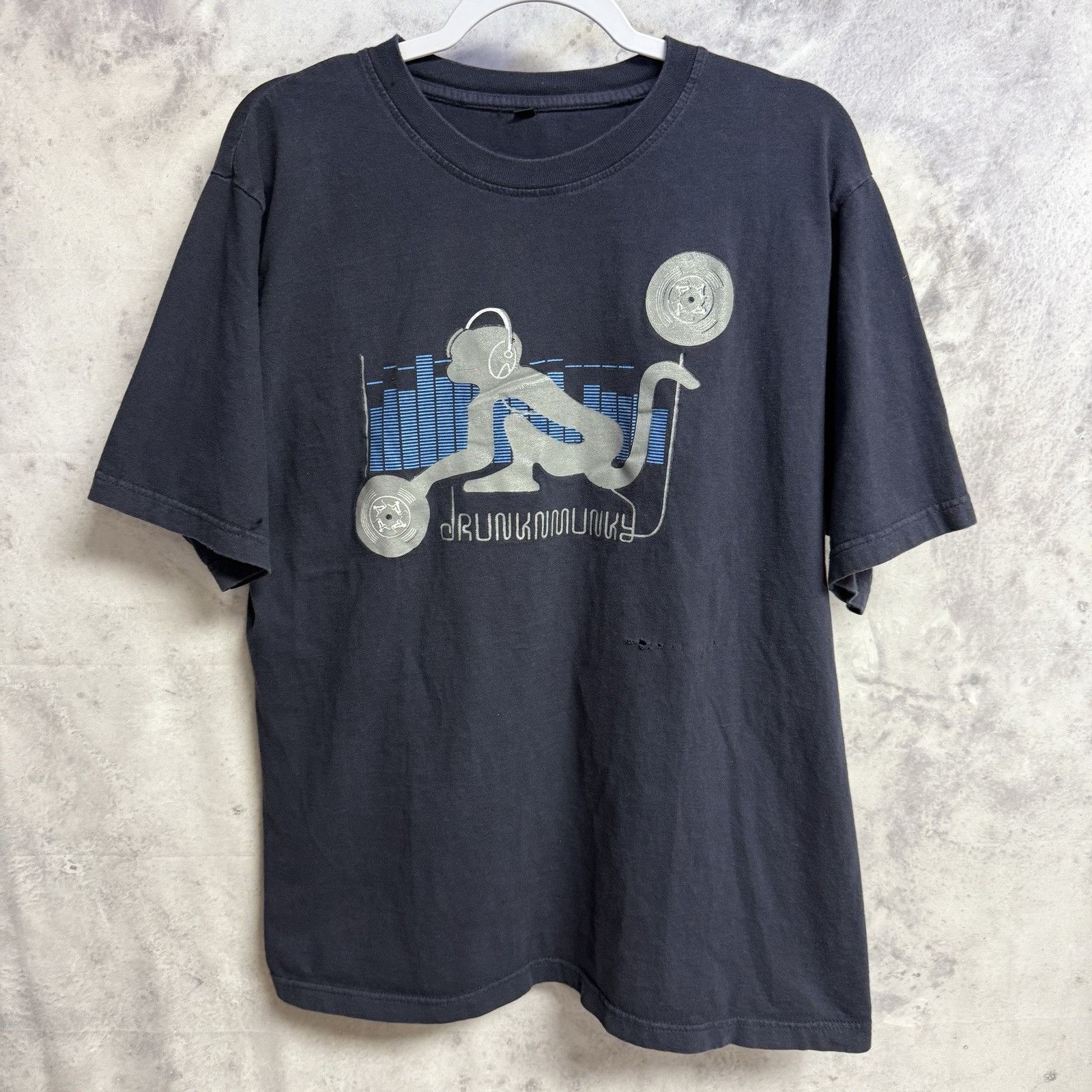 Vintage Drunknmunky T Shirt Mens XL 22x28 Blue Y2K Rap Hip Hop Skate Size US XL / EU 56 / 4 - 1 Thumbnail