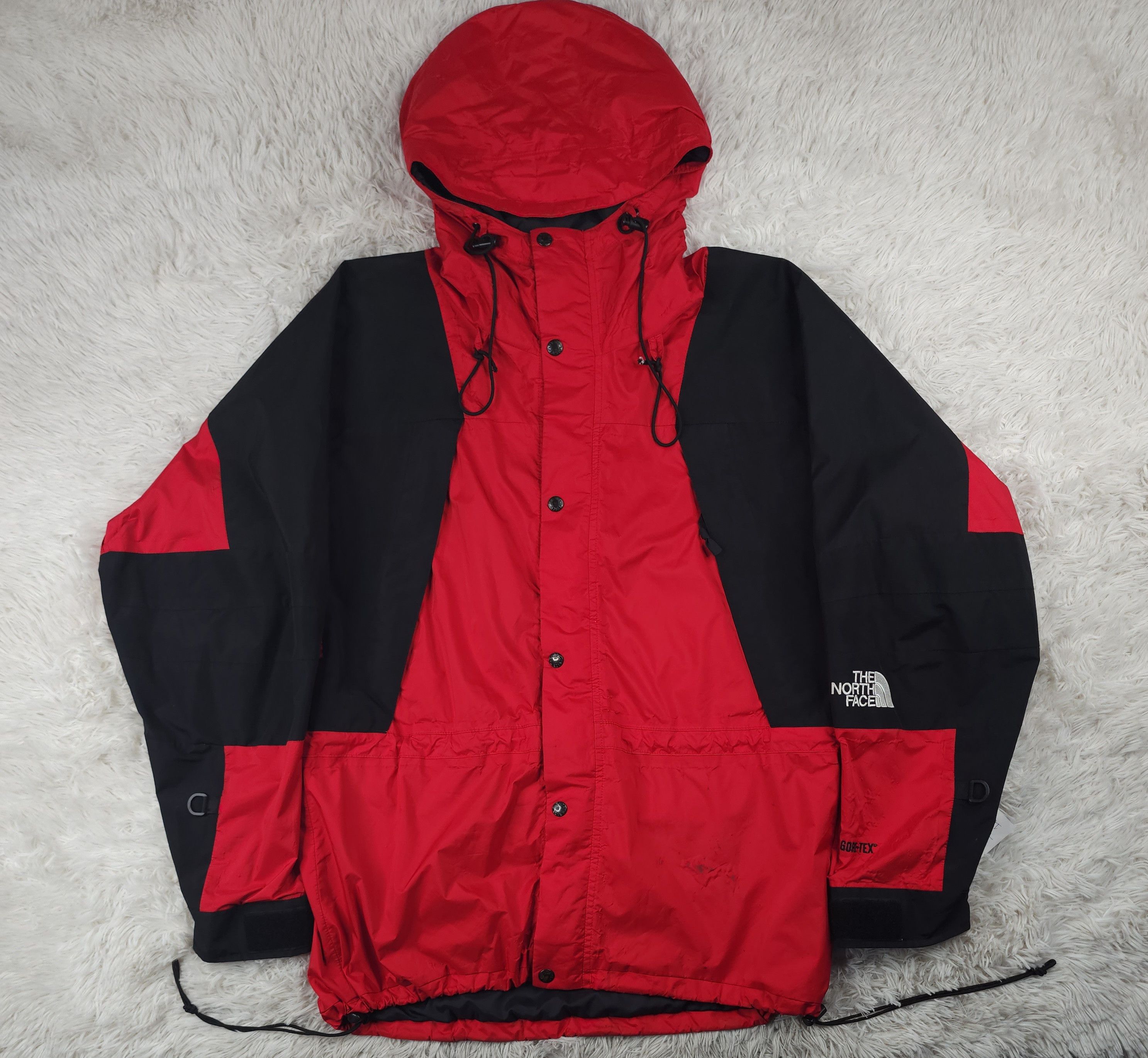 The North Face The North Face Gore-Tex red mountain windbreaker jacket Size US M / EU 48-50 / 2 - 1 Thumbnail