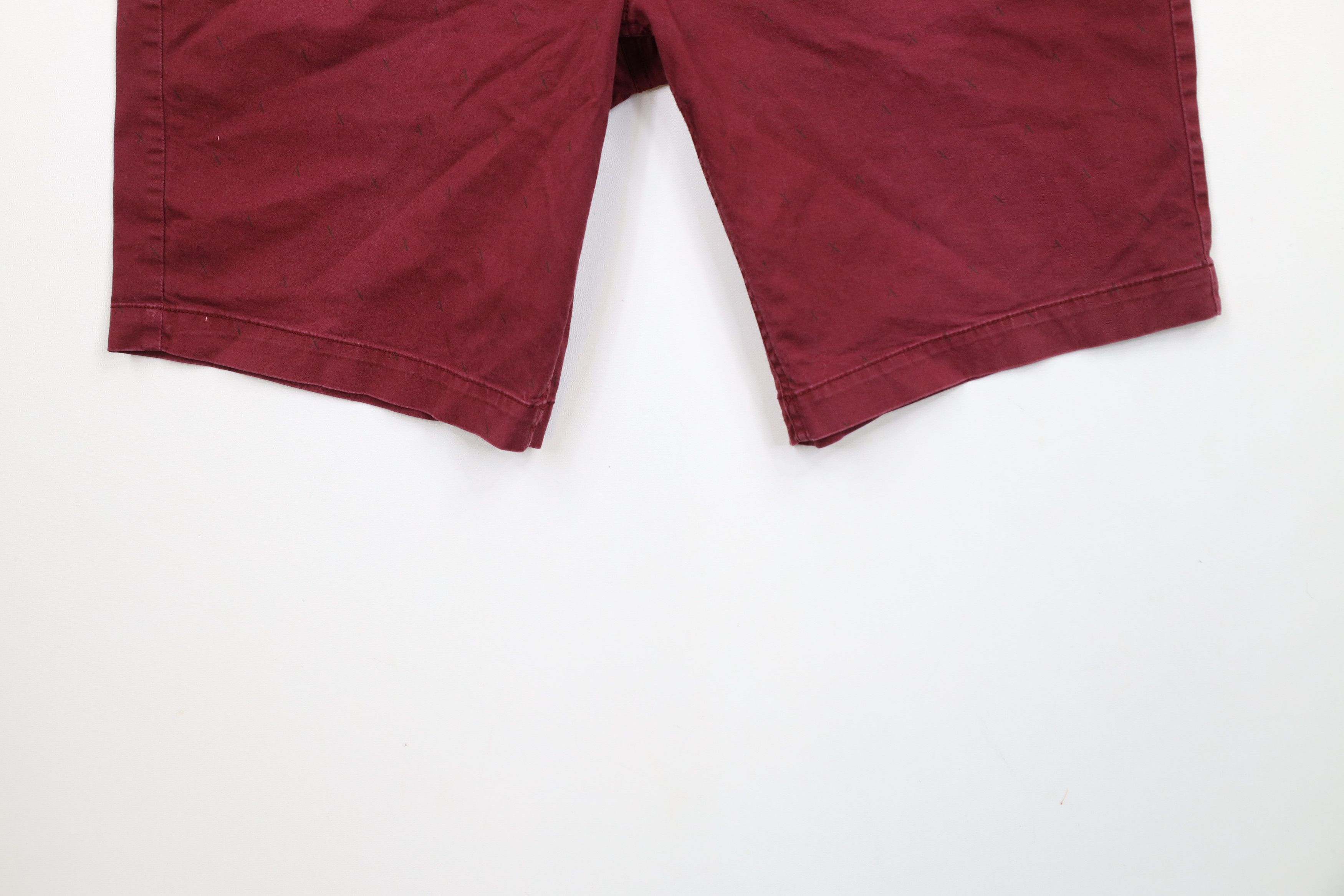 Armani Exchange × Vintage Armani Exchange Spell Out All Over Print Chino Shorts Red Size US 34 / EU 50 - 4 Thumbnail