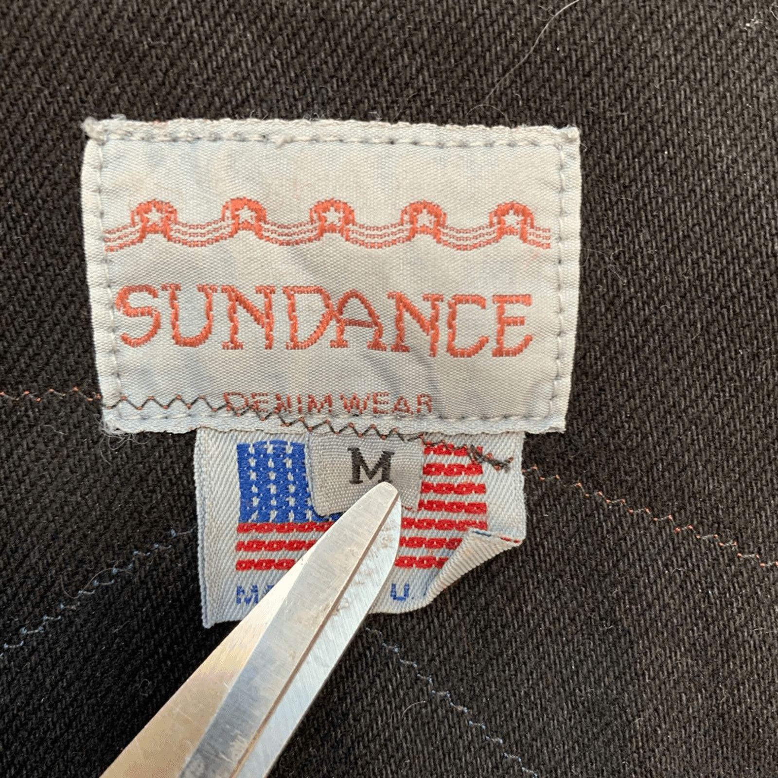 Vintage Vintage Sundance Denim Black Western Tribal Graphic Vest Size US M / EU 48-50 / 2 - 12 Thumbnail