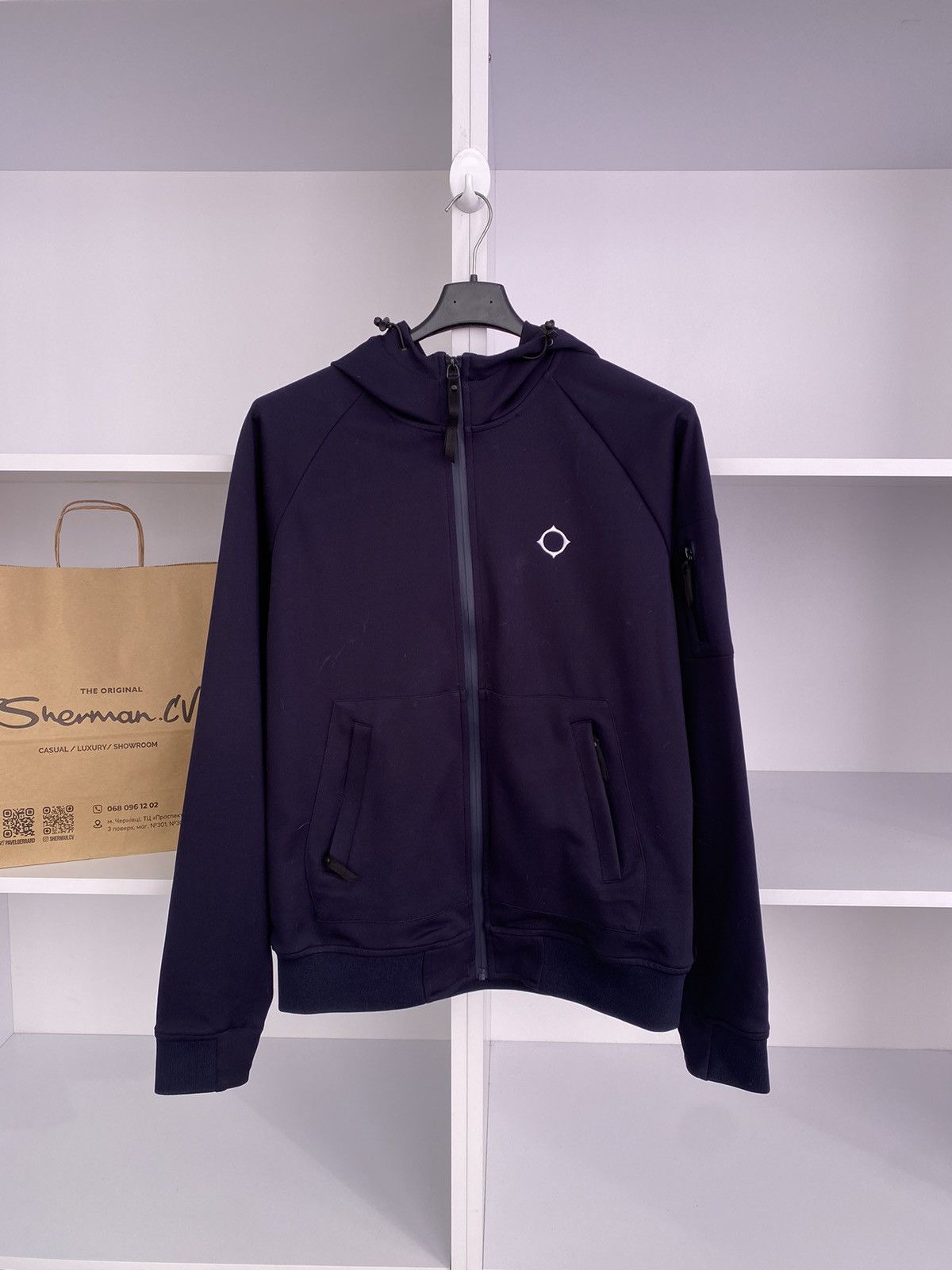 Fred Perry × Vintage Vintage Fred Perry Vinyl Print Sweatshirt Size US S / EU 44-46 / 1 - 10 Thumbnail