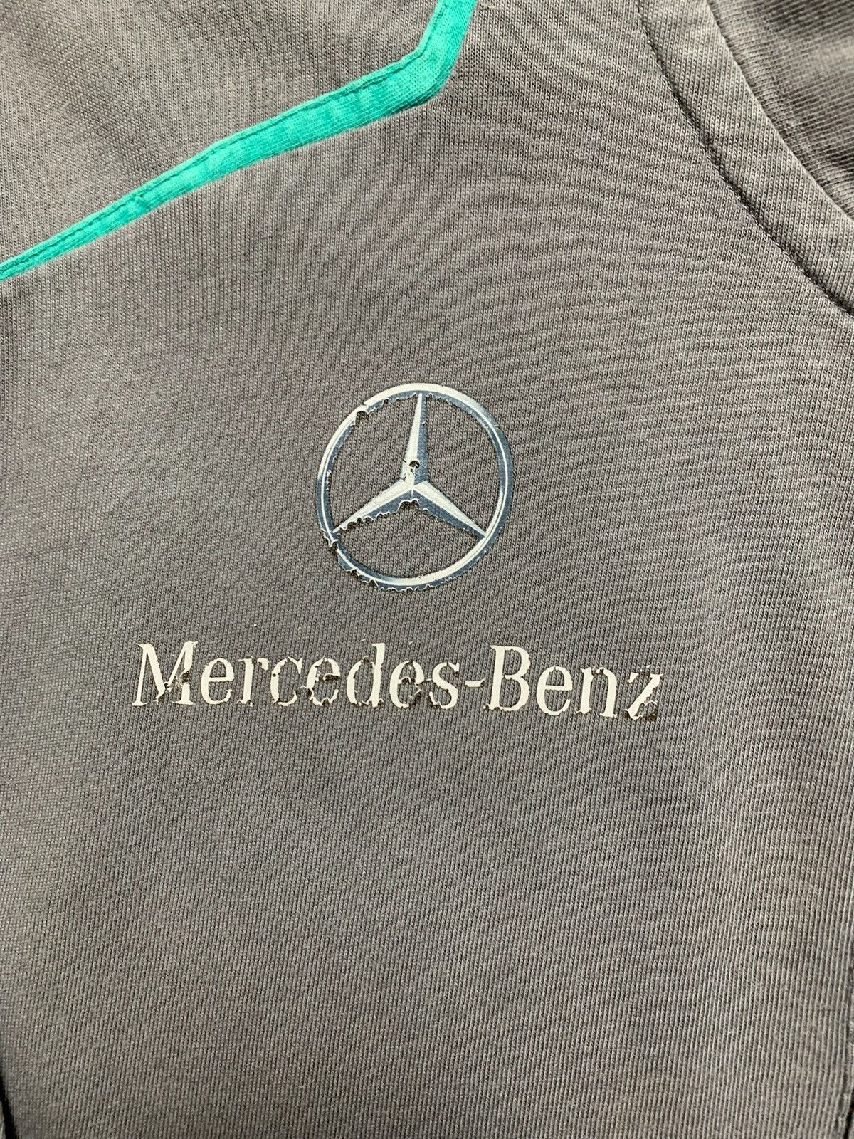 Mercedes-Benz × Vintage Vintage puma Mercedes Benz racing Petronas size L Size US L / EU 52-54 / 3 - 4 Thumbnail
