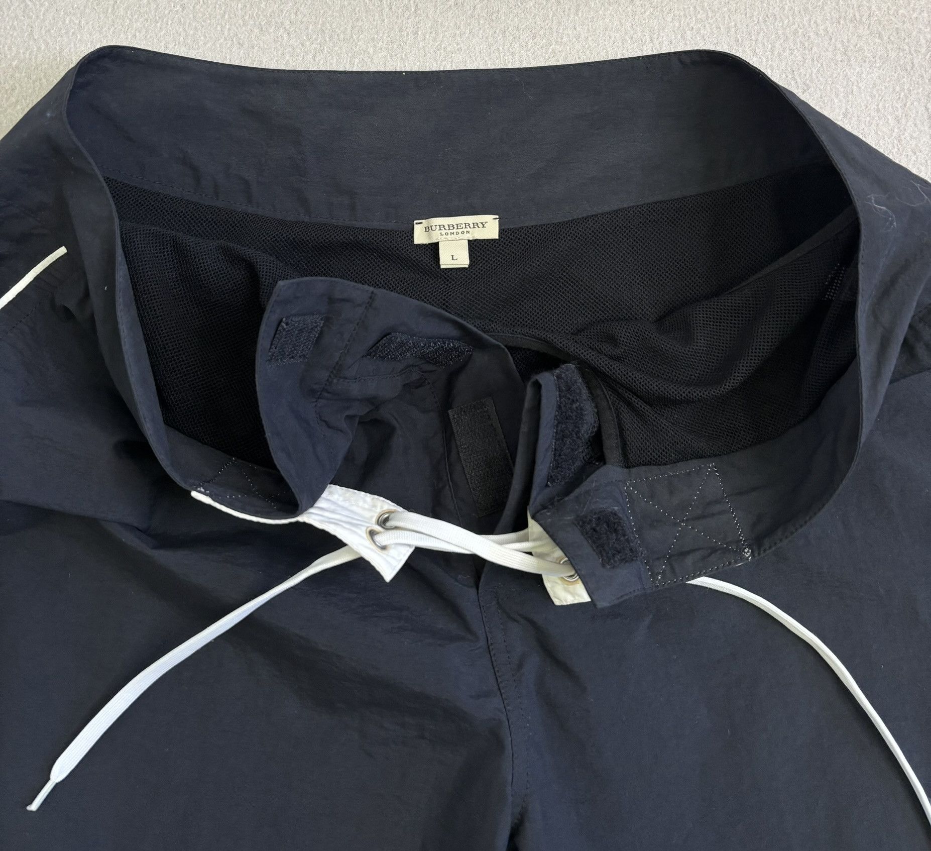 Burberry Burberry Black shorts size L Size US 35 - 11 Thumbnail