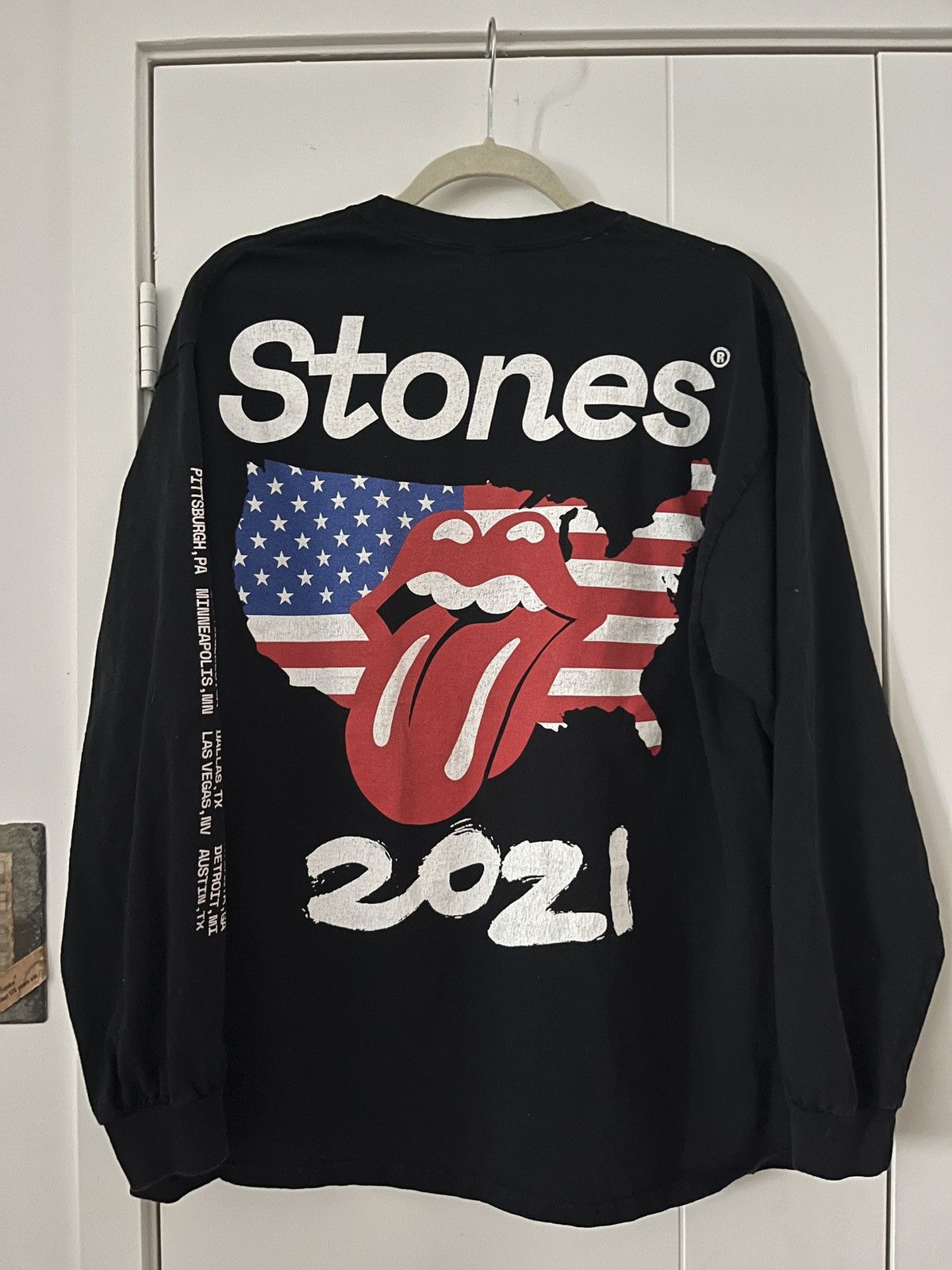 The Rolling Stones The Rolling Stones No Filter Tour 2021 long-sleeve tee Size US XL / EU 56 / 4 - 2 Thumbnail