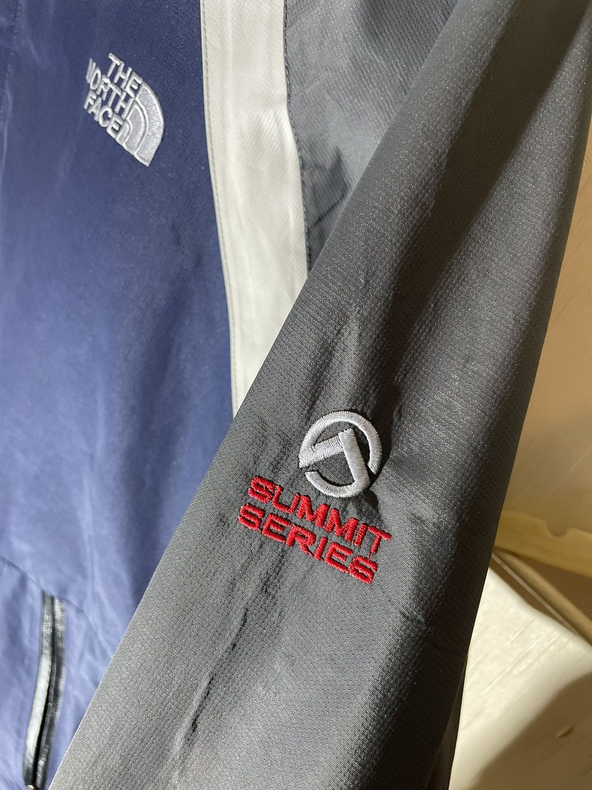 The North Face × Vintage The North Face Summit series vintage gore Tex jacket Size US S / EU 44-46 / 1 - 4 Thumbnail